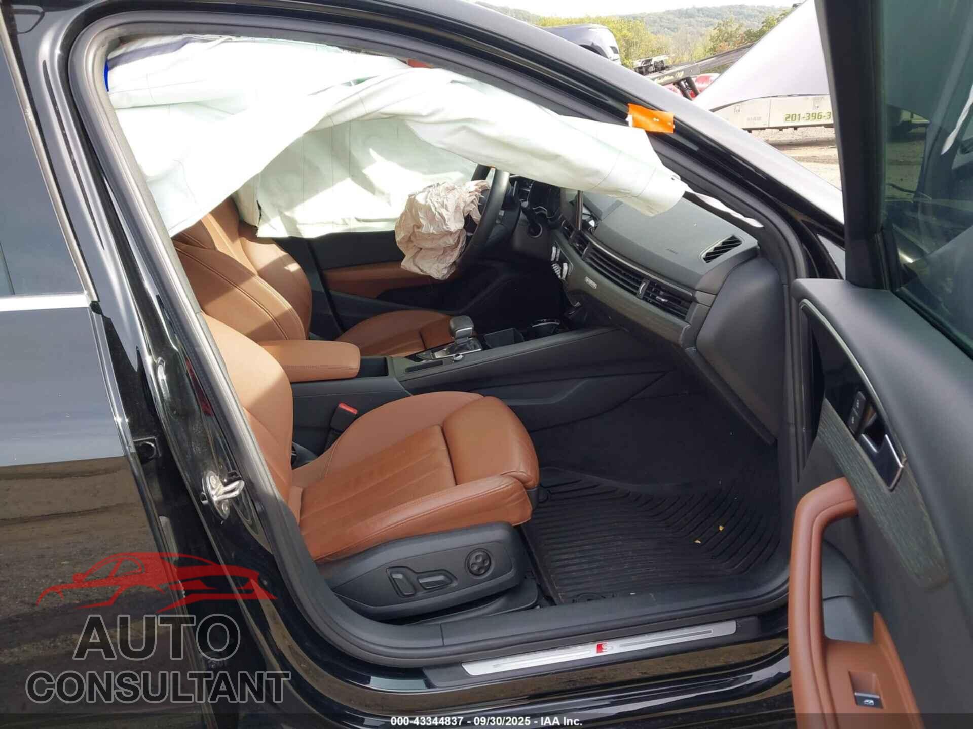 AUDI A4 2021 - WAUDAAF44MA018951