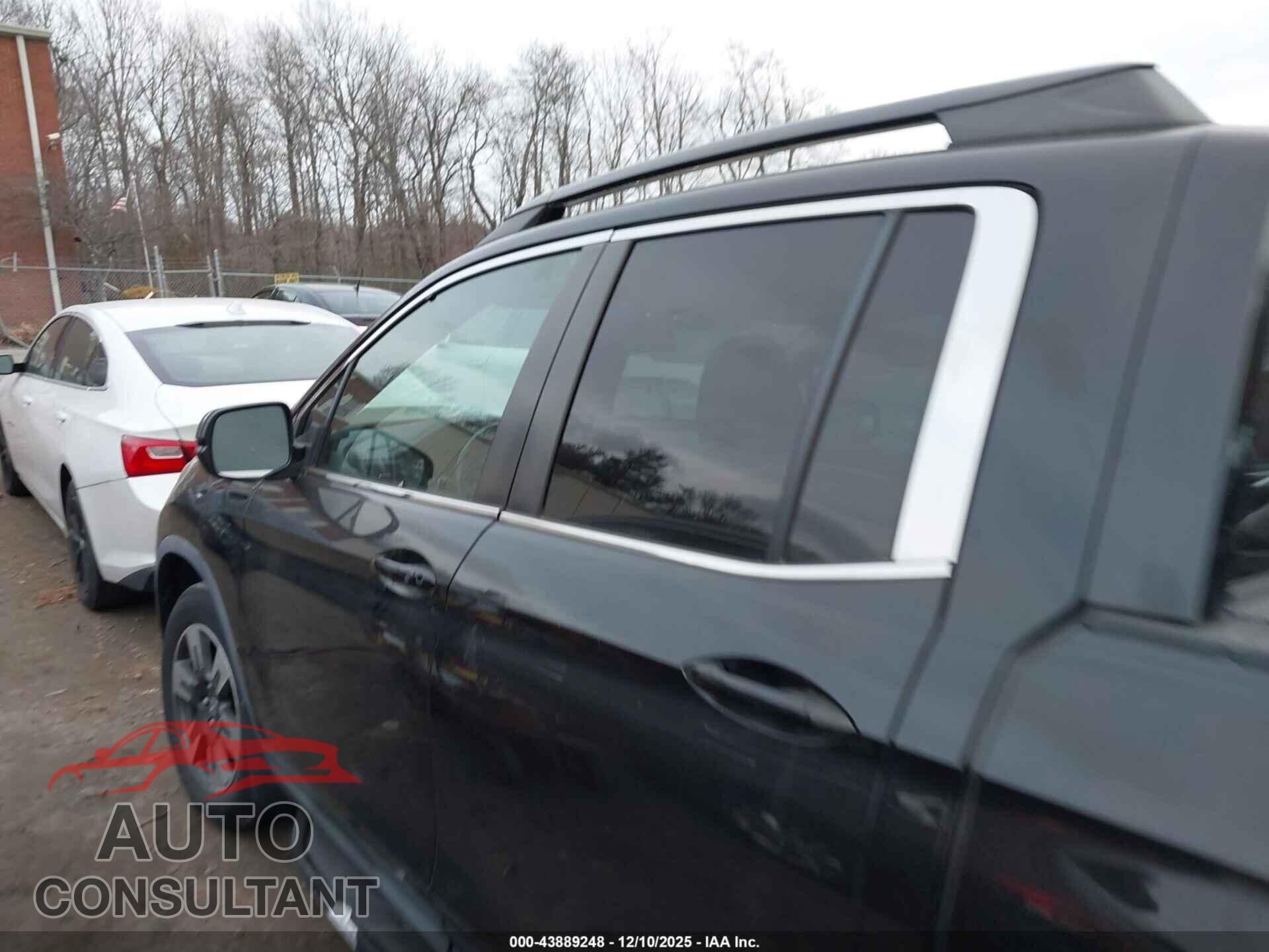 HONDA RIDGELINE 2017 - 5FPYK3F6XHB032355