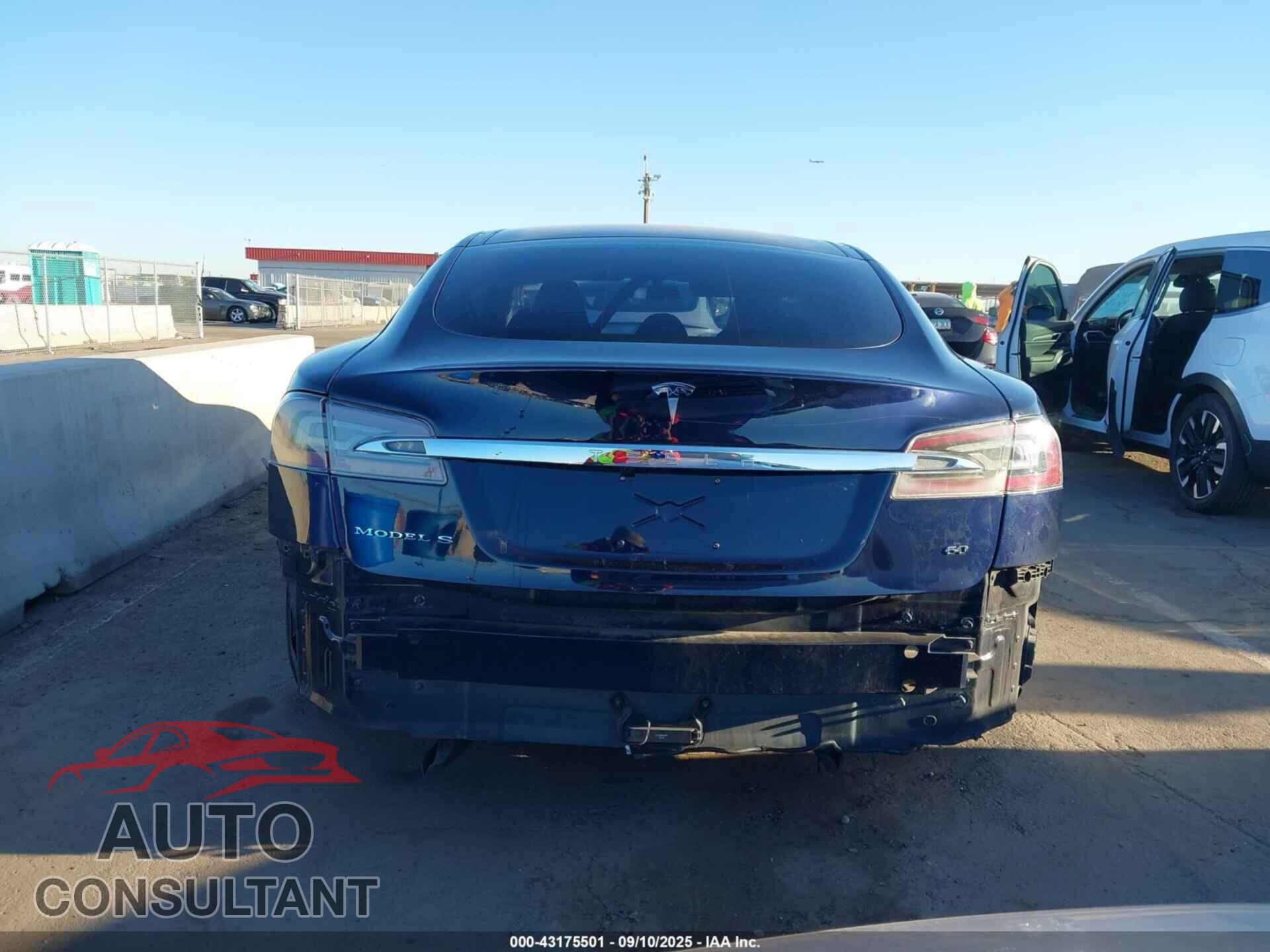 TESLA MODEL S 2013 - 5YJSA1AG3DFP04871