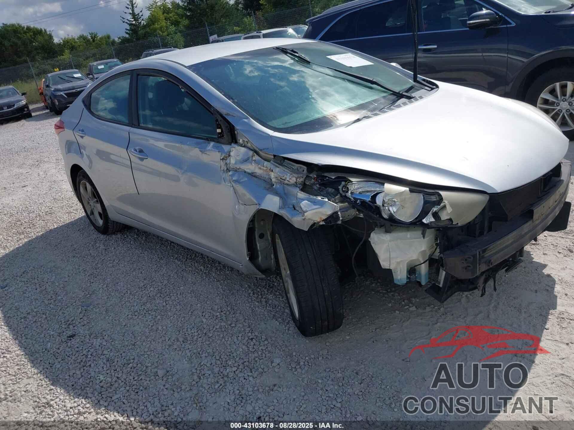 HYUNDAI ELANTRA 2011 - KMHDH4AE8BU154684