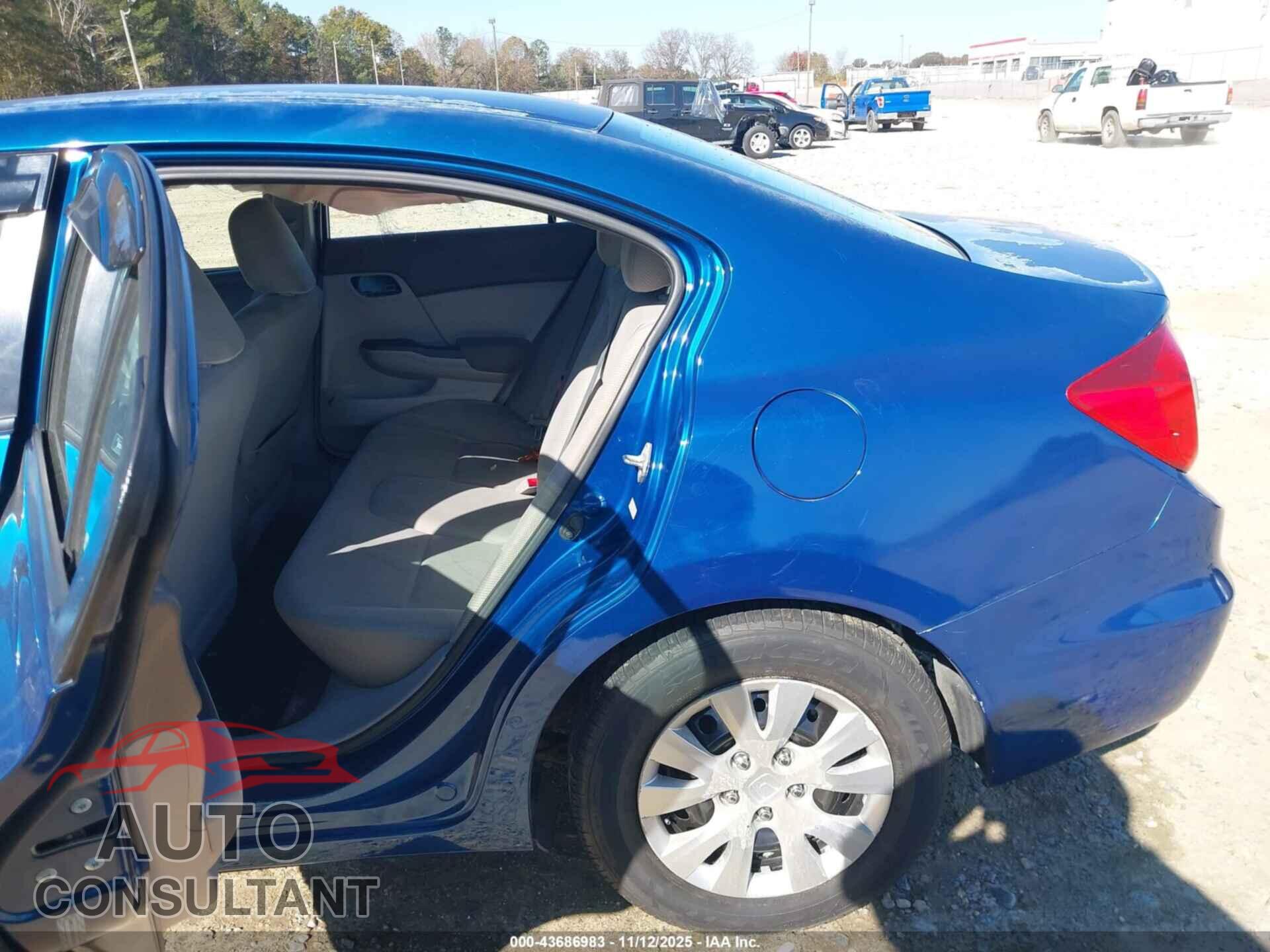 HONDA CIVIC 2012 - 2HGFB2F54CH538544