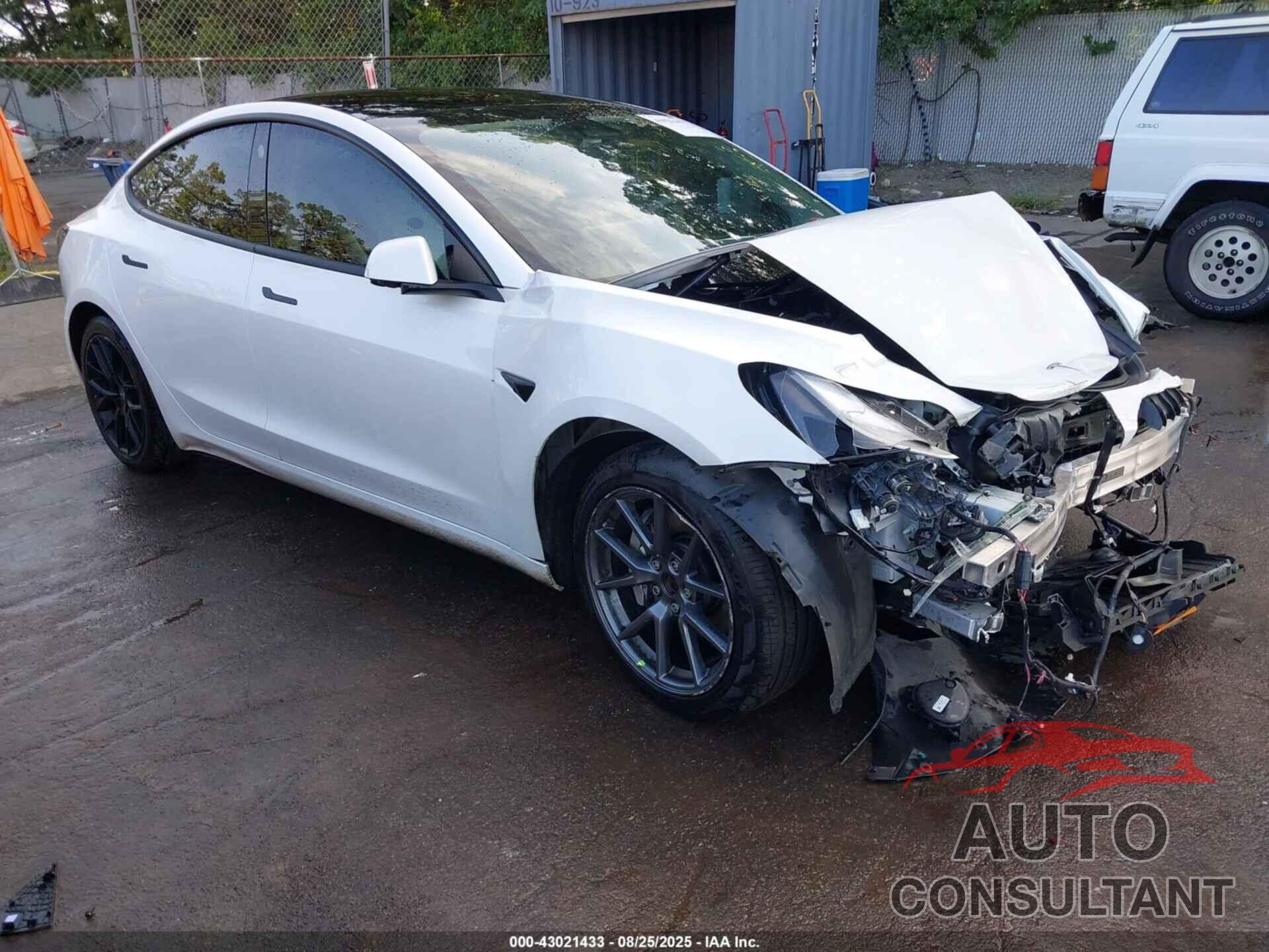TESLA MODEL 3 2022 - 5YJ3E1EA1NF323603