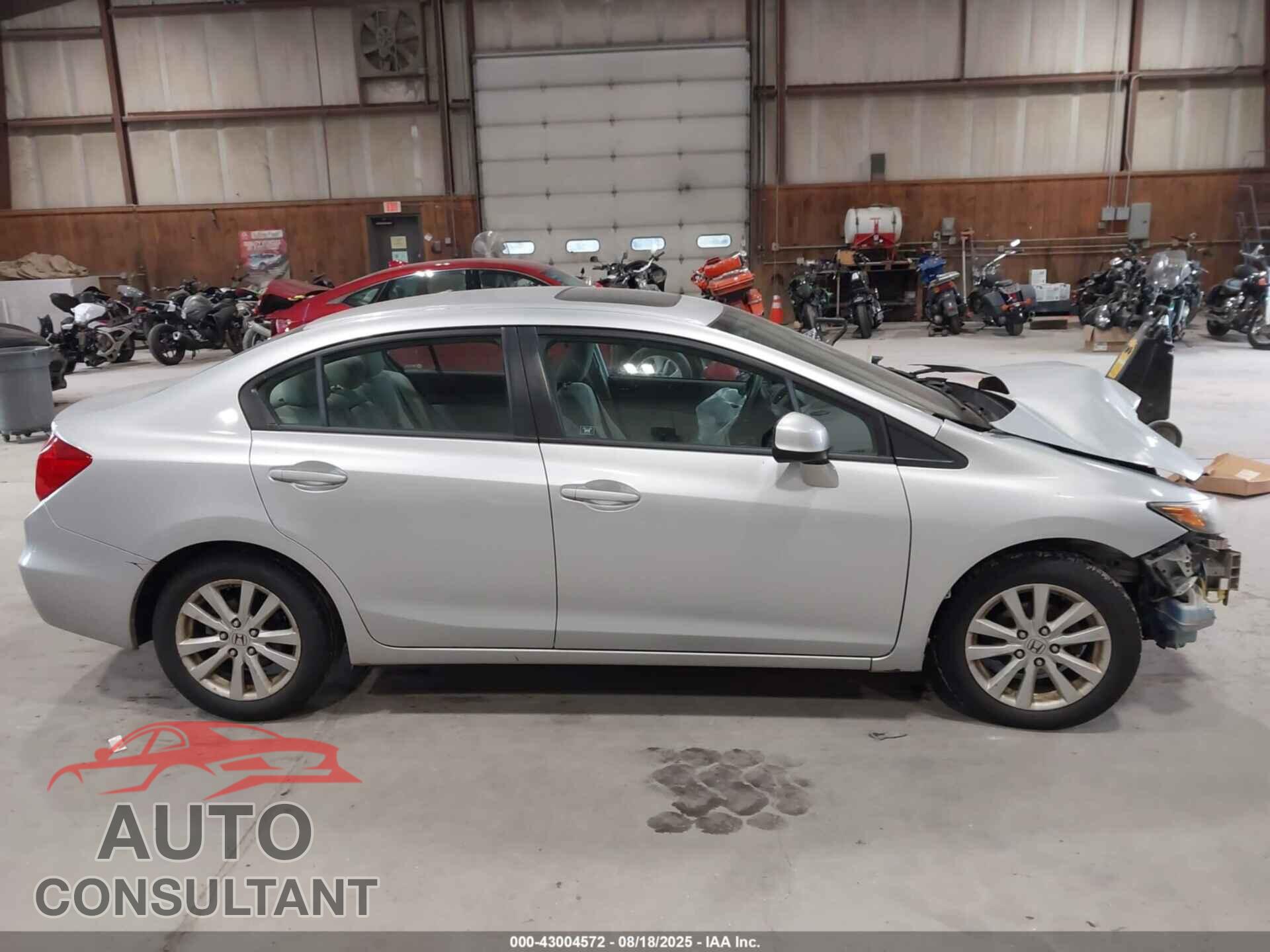 HONDA CIVIC 2012 - 2HGFB2F81CH545459