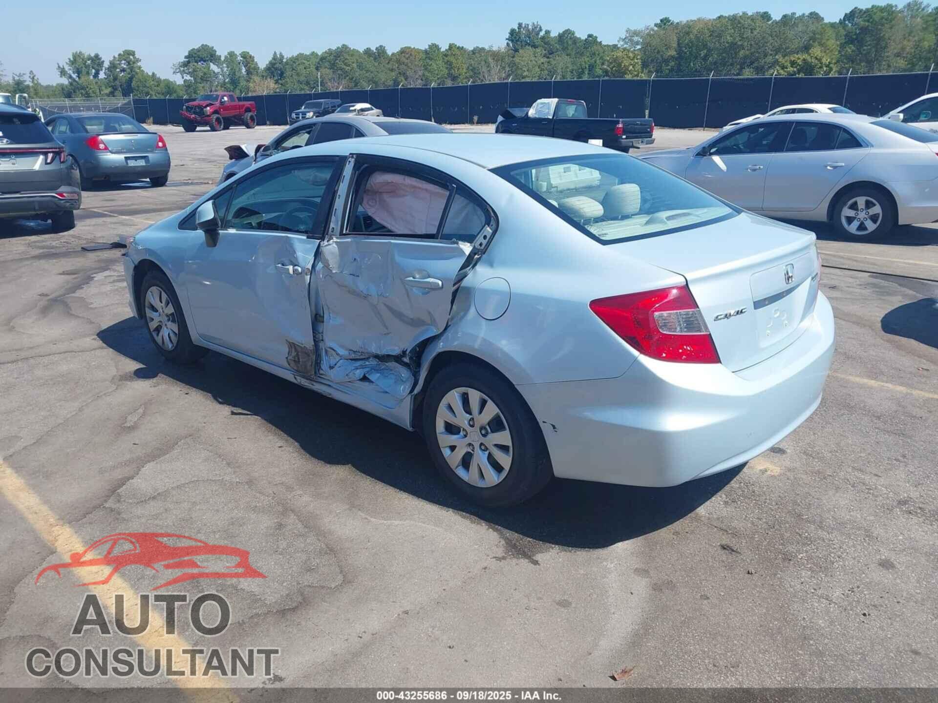 HONDA CIVIC 2012 - 2HGFB2F55CH559483