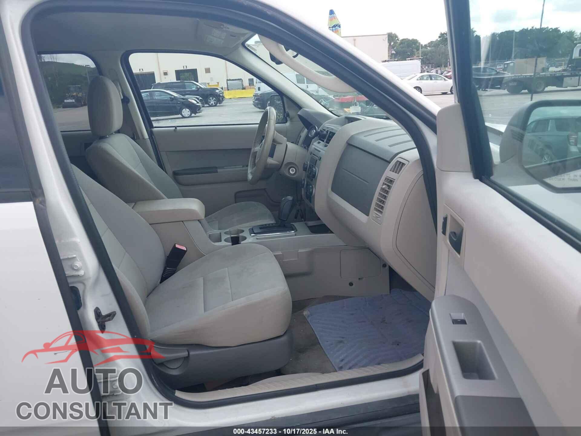 FORD ESCAPE 2012 - 1FMCU9D72CKB92538