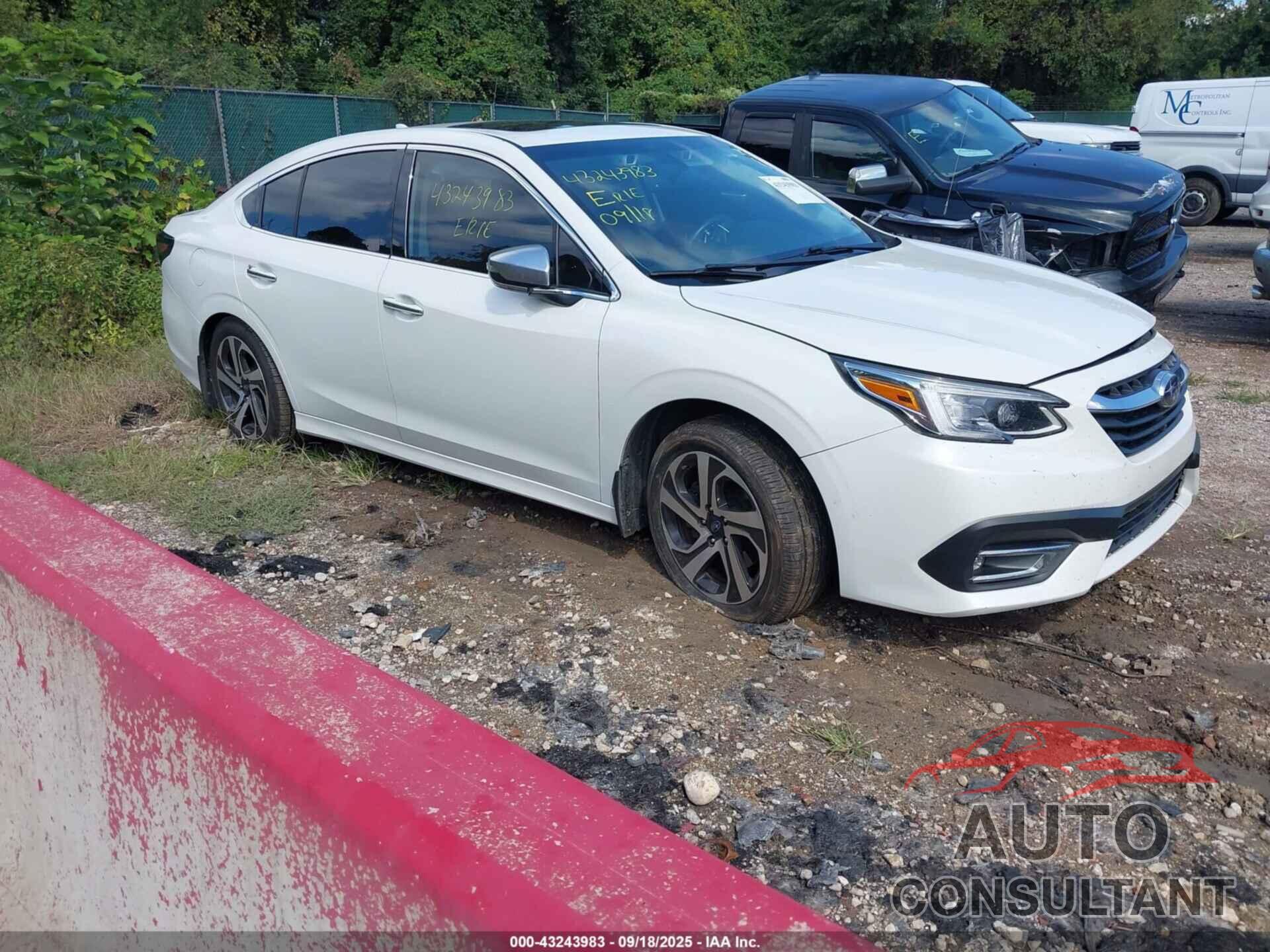 SUBARU LEGACY 2021 - 4S3BWGP67M3008675
