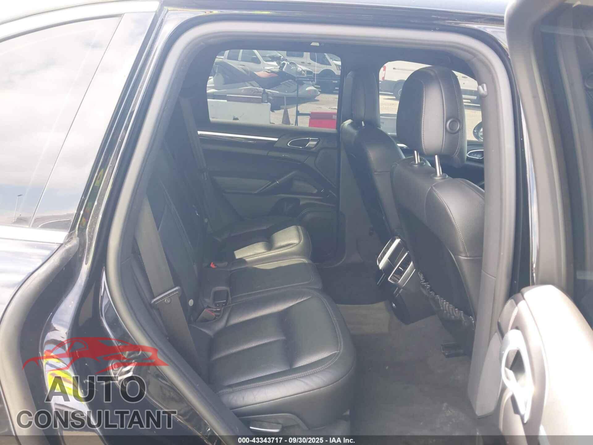 PORSCHE CAYENNE 2016 - WP1AA2A22GLA10307