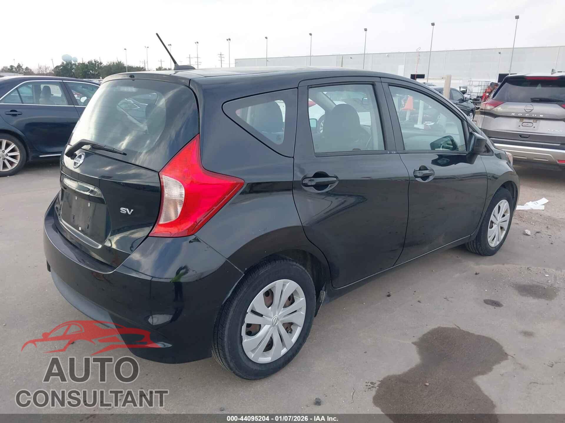 NISSAN VERSA NOTE 2017 - 3N1CE2CP4HL352924