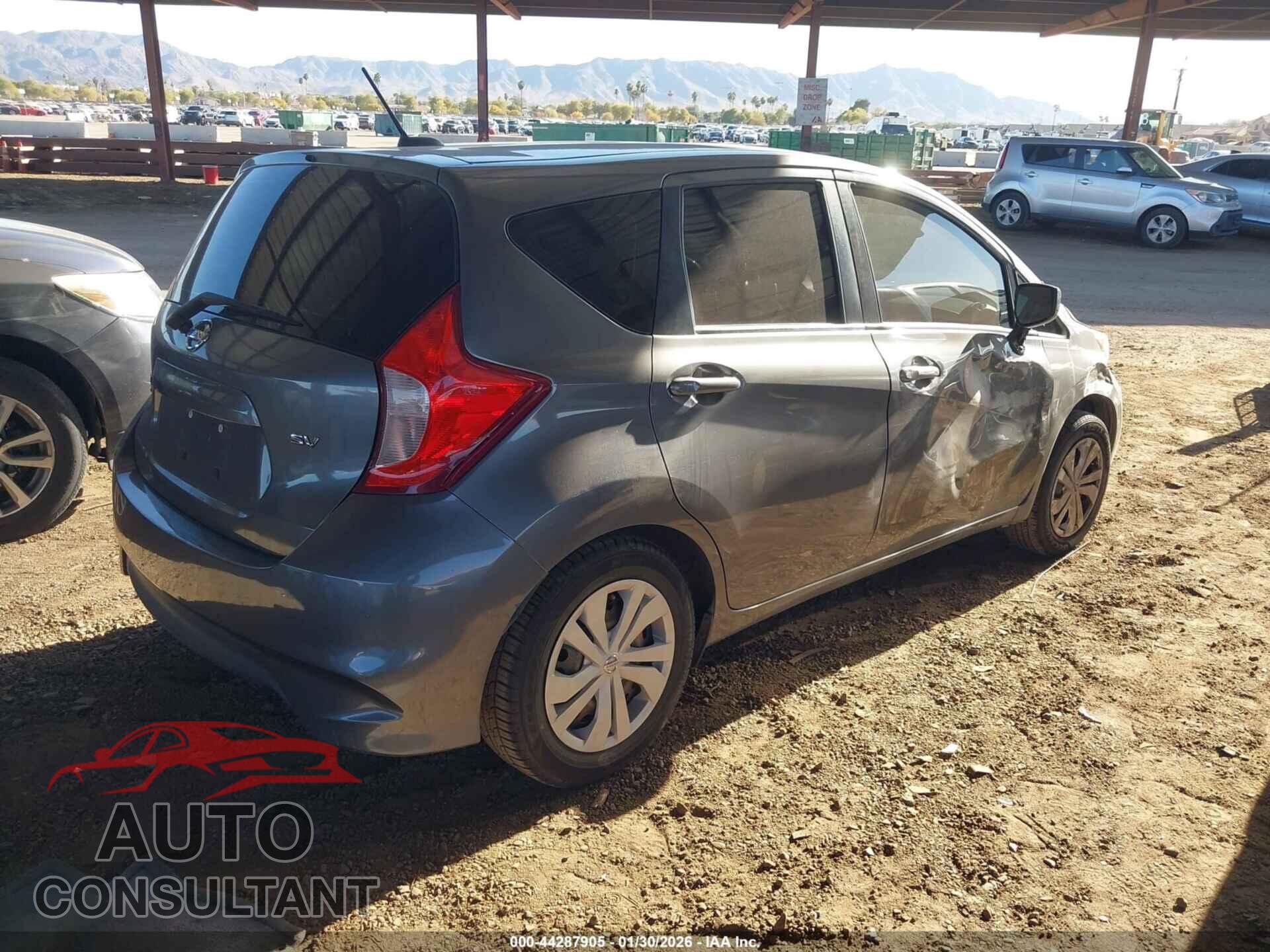 NISSAN VERSA NOTE 2017 - 3N1CE2CP1HL363637