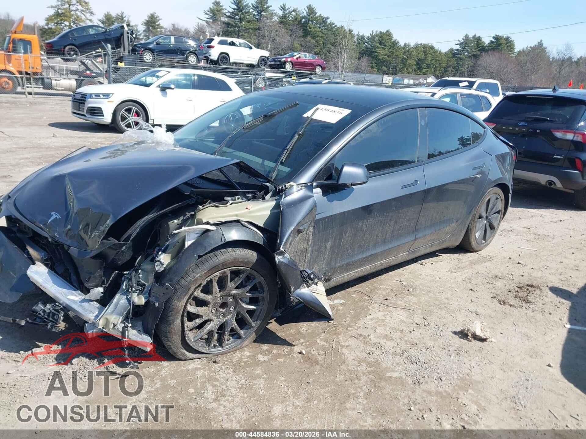 TESLA MODEL 3 2024 - 5YJ3E1EA7RF722862