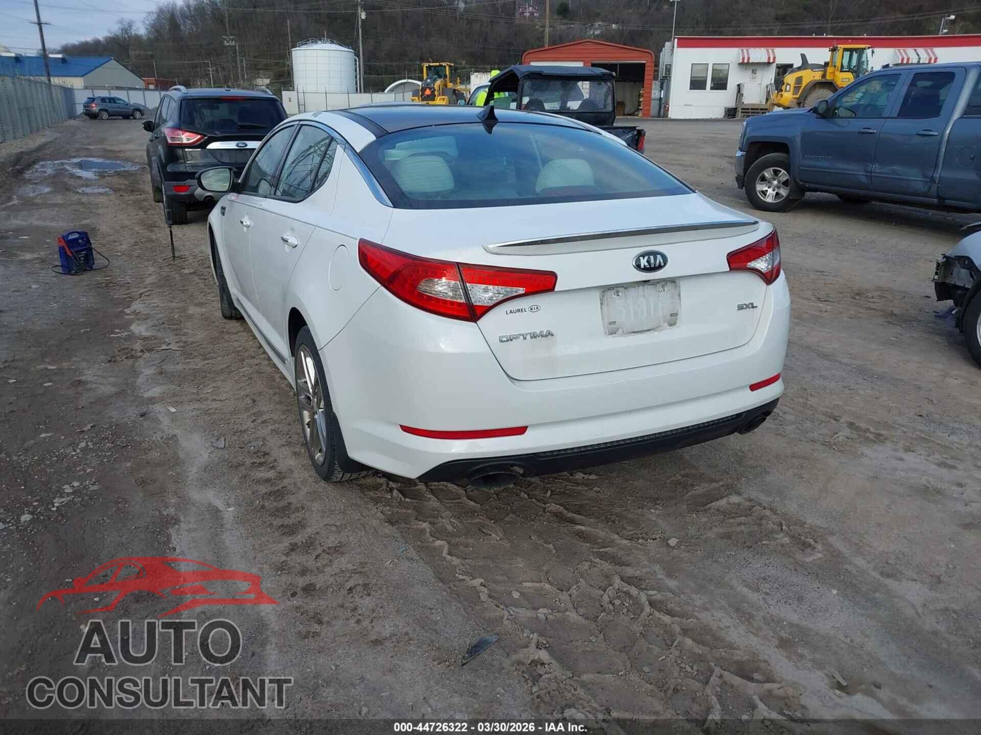KIA OPTIMA 2013 - 5XXGR4A67DG096745
