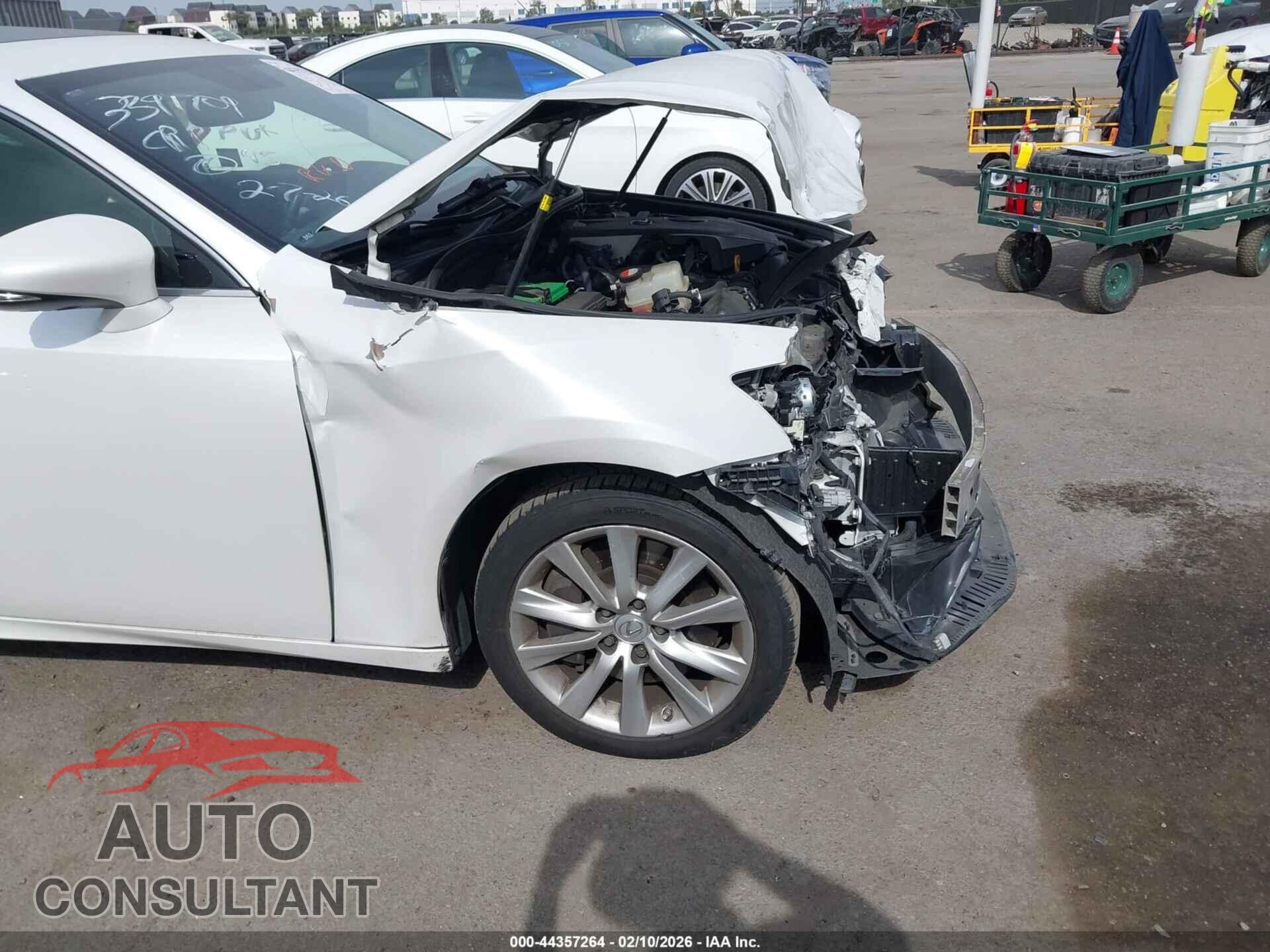 LEXUS IS 200T 2016 - JTHBA1D22G5013819