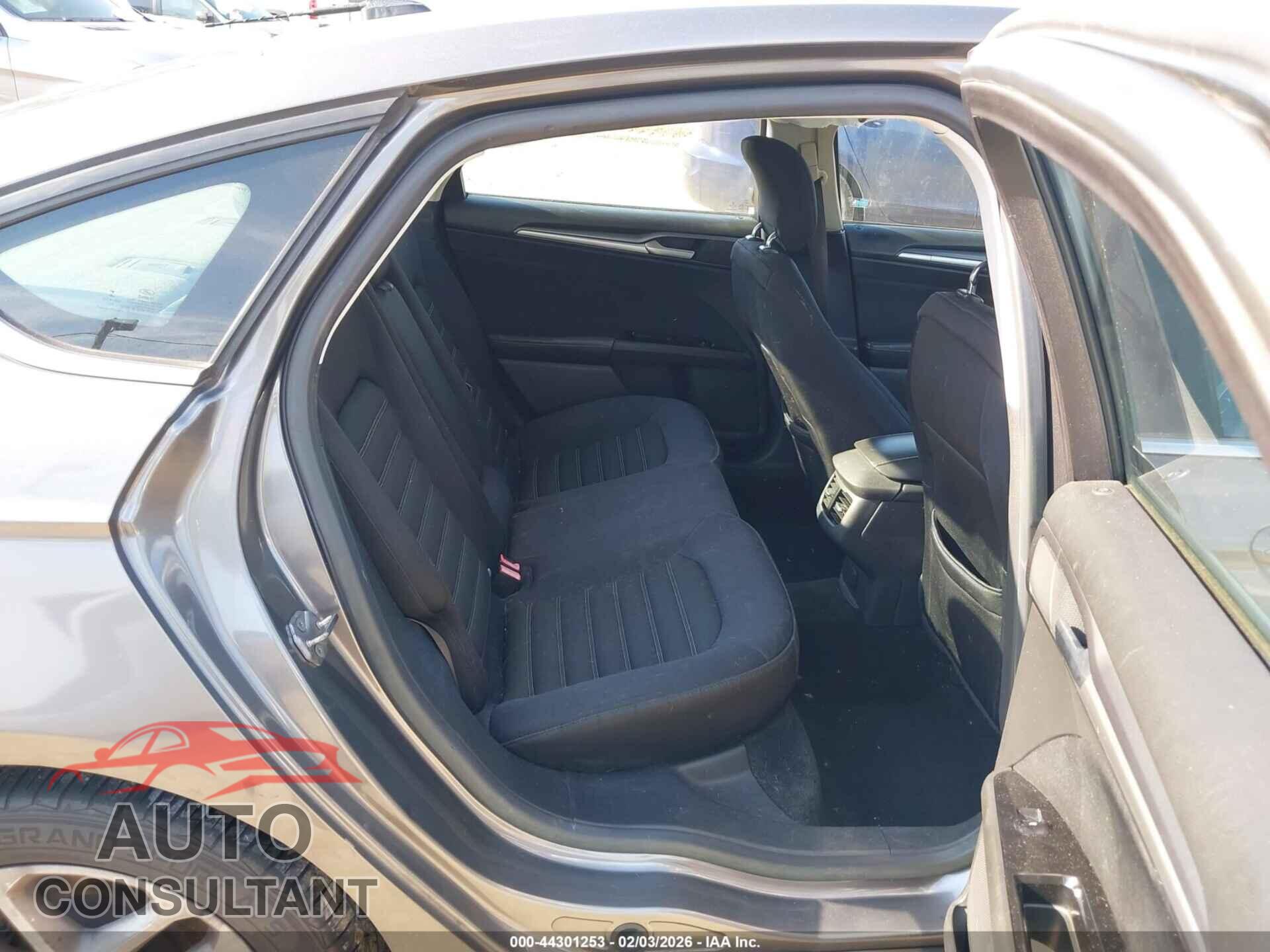 FORD FUSION 2013 - 3FA6P0H76DR381470