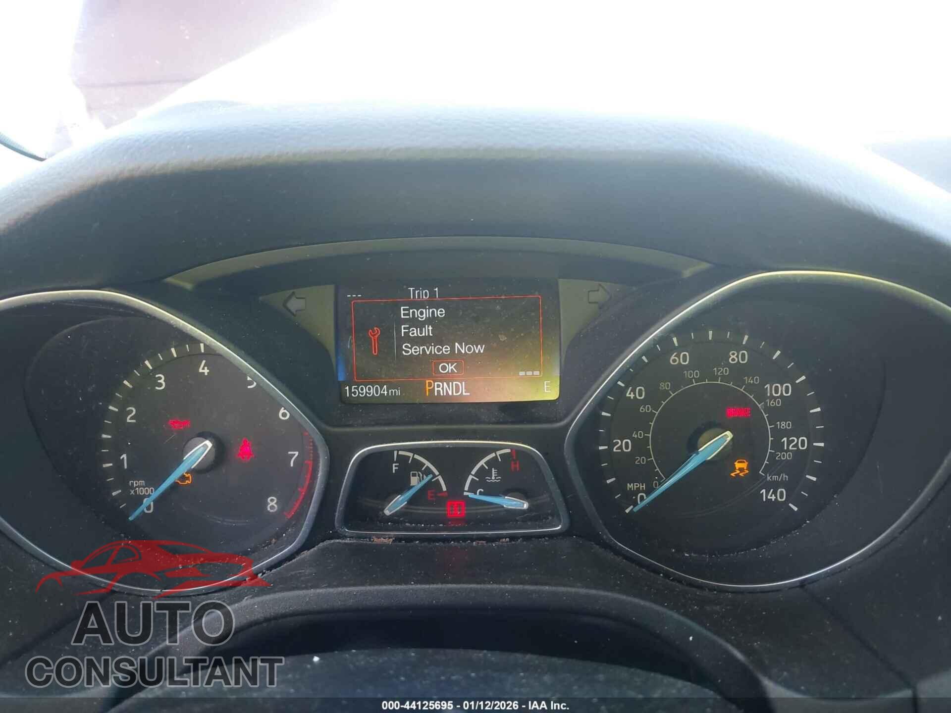FORD FOCUS 2017 - 1FADP3F28HL274697