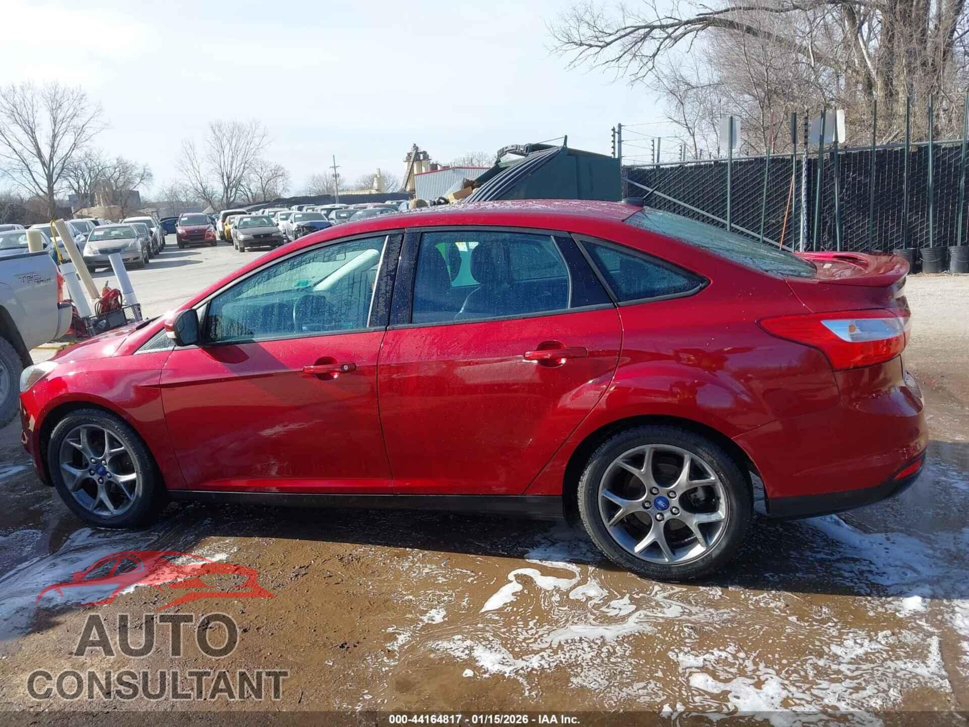FORD FOCUS 2014 - 1FADP3F23EL161817