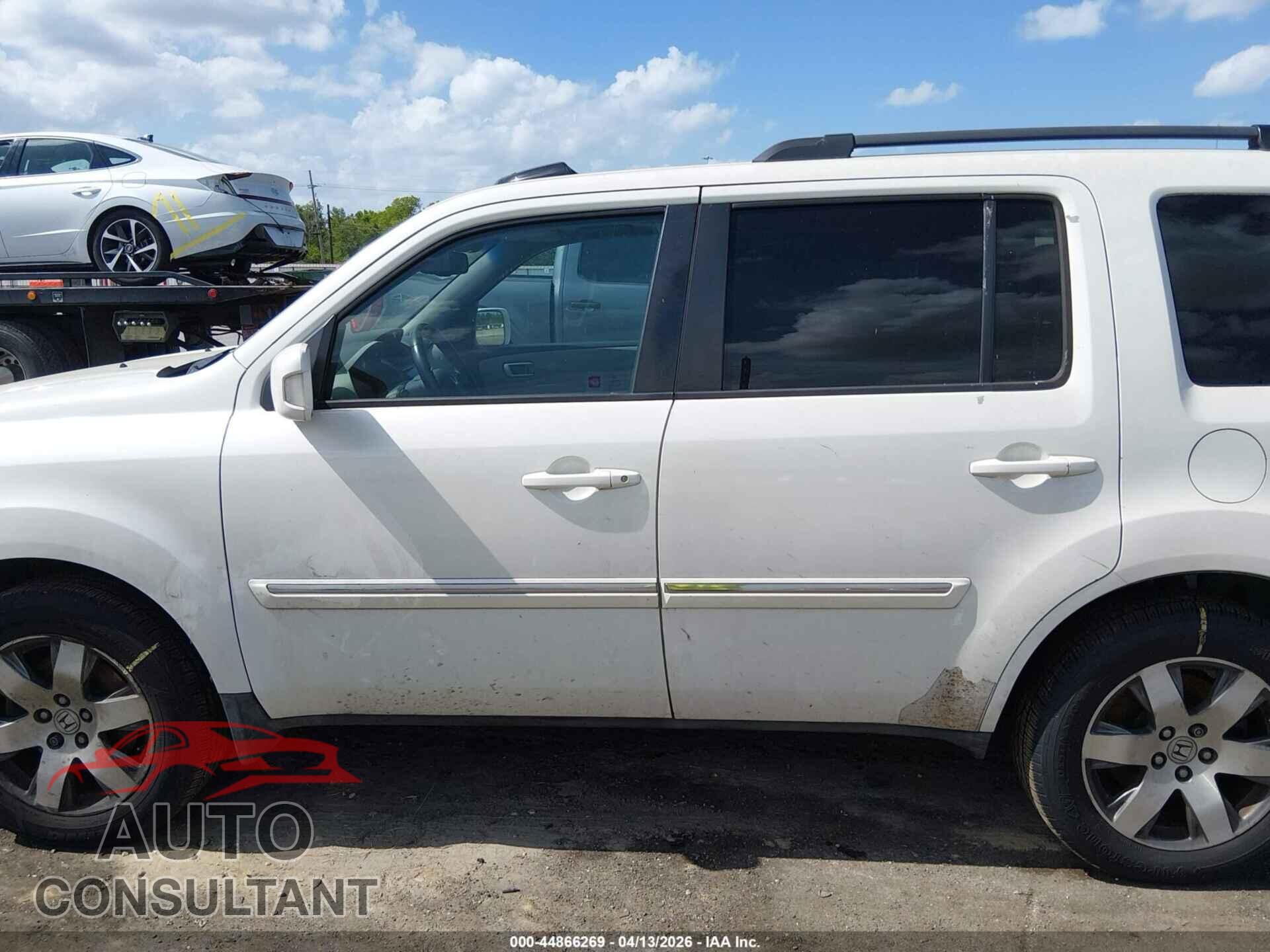 HONDA PILOT 2014 - 5FNYF4H91EB009228