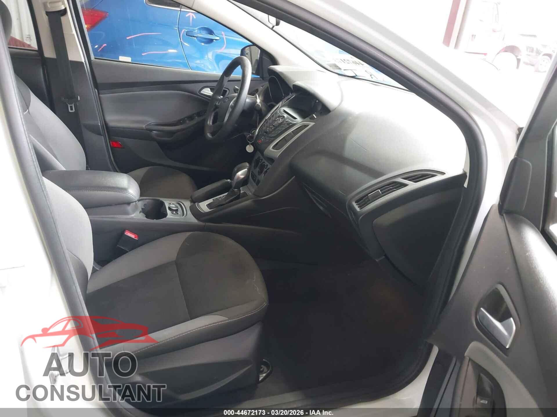 FORD FOCUS 2014 - 1FADP3F21EL378024
