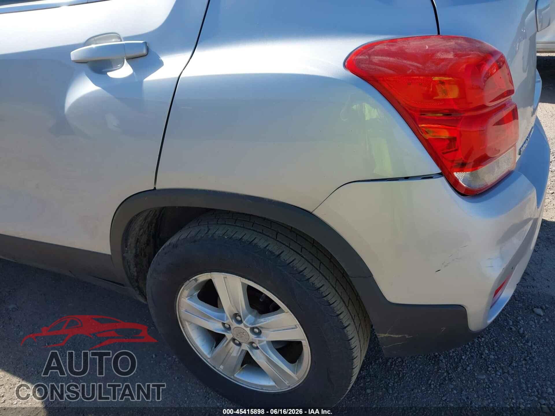 CHEVROLET TRAX 2017 - 3GNCJPSB3HL146738