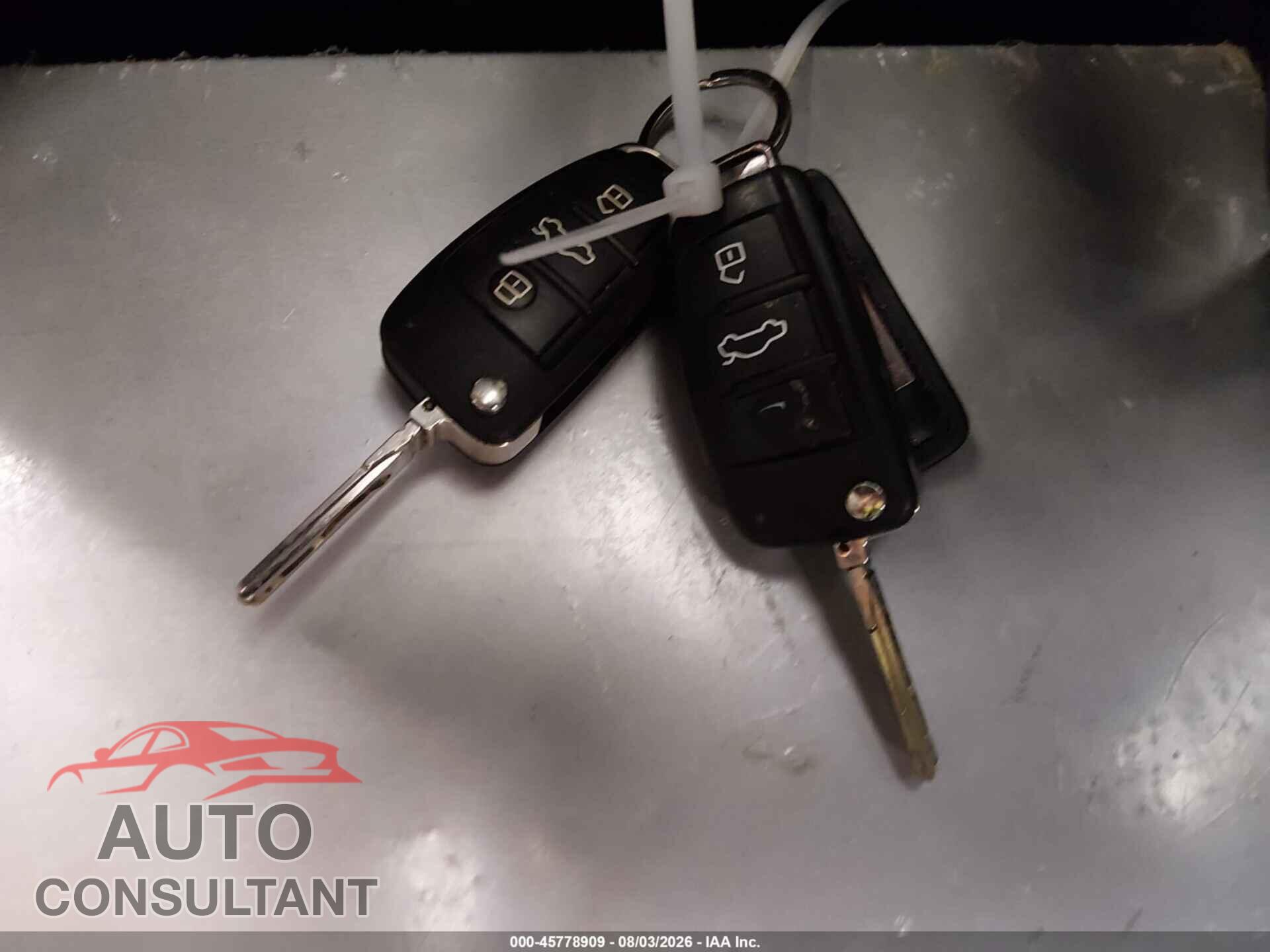 AUDI A3 2012 - WAUDFAFM4CA096047