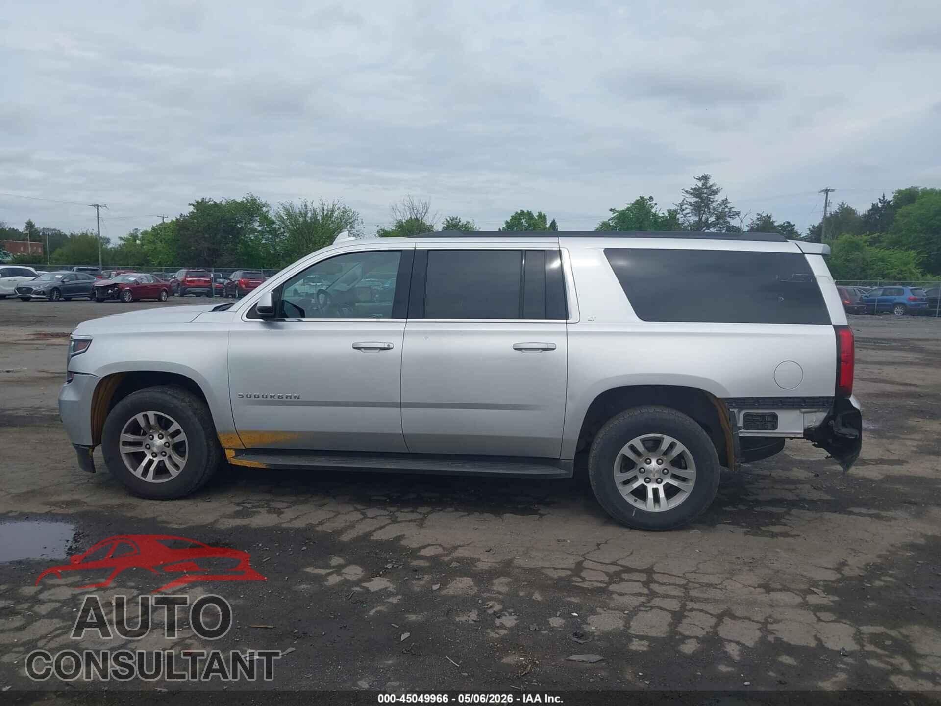 CHEVROLET SUBURBAN 2017 - 1GNSKHKC0HR144817
