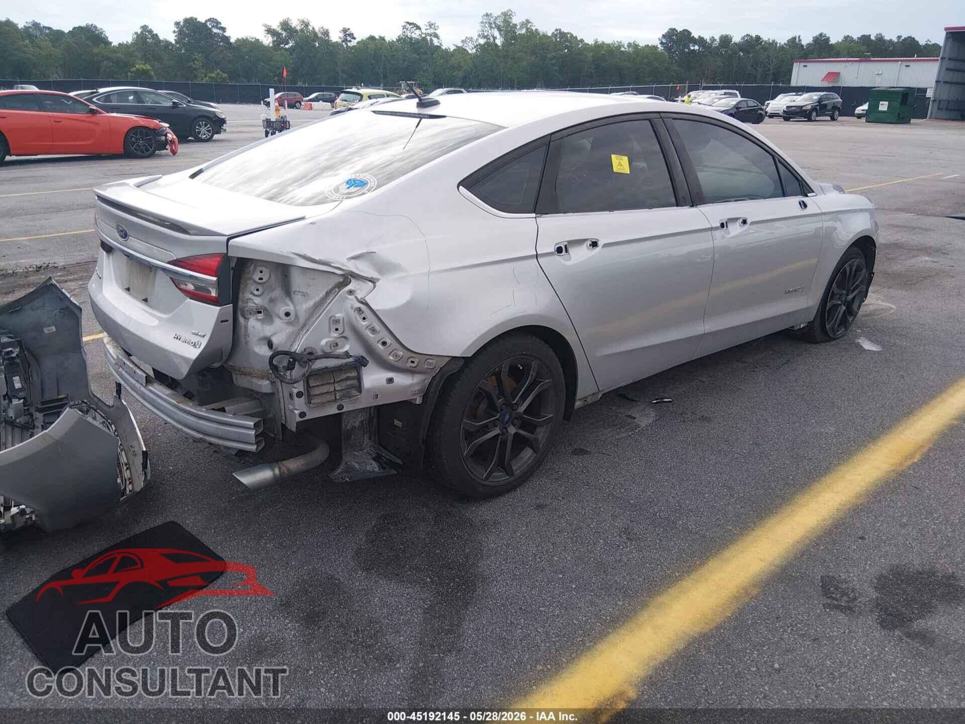 FORD FUSION HYBRID 2018 - 3FA6P0LU1JR120661