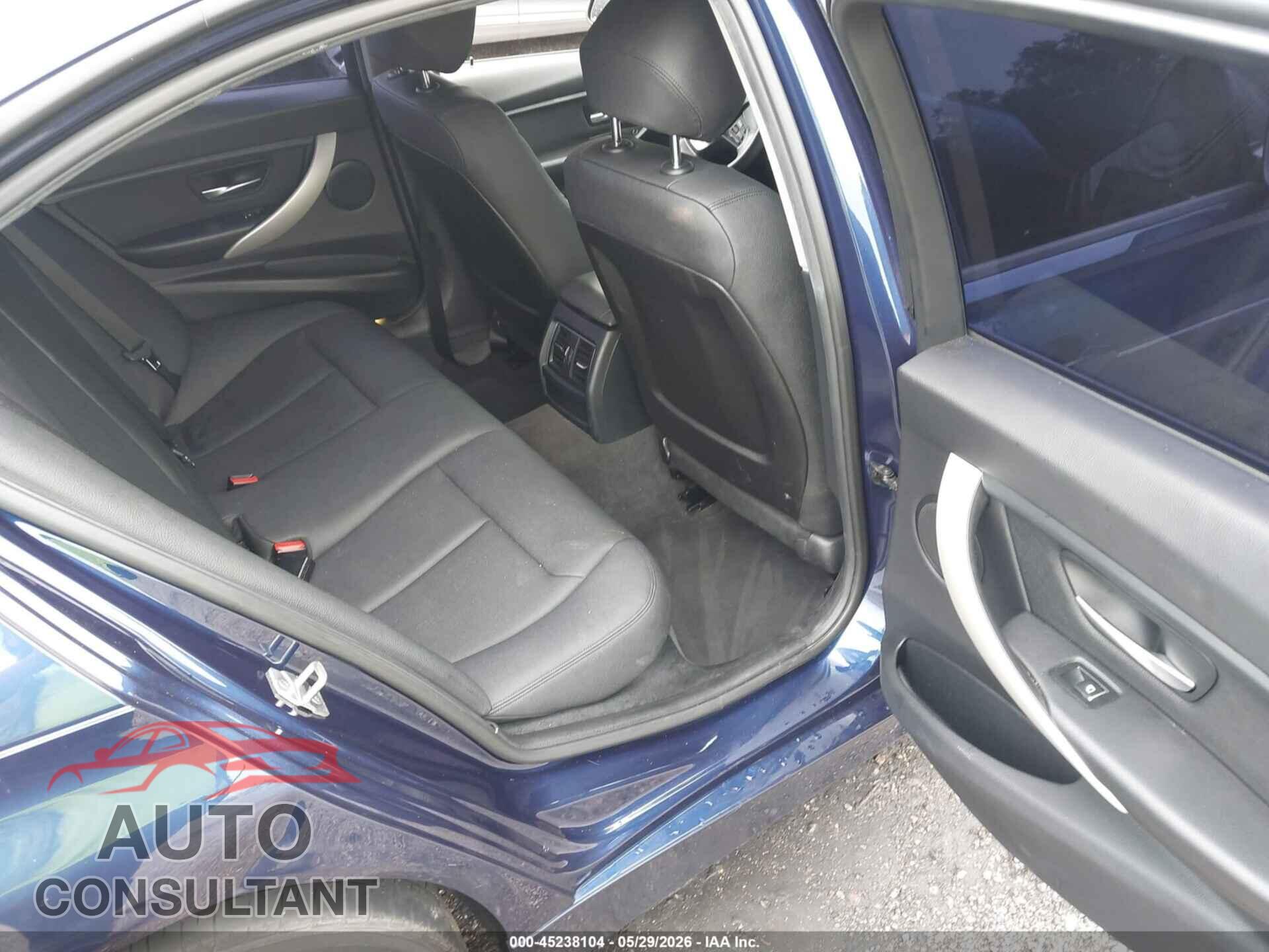 BMW 320I 2017 - WBA8E1G31HNU18332