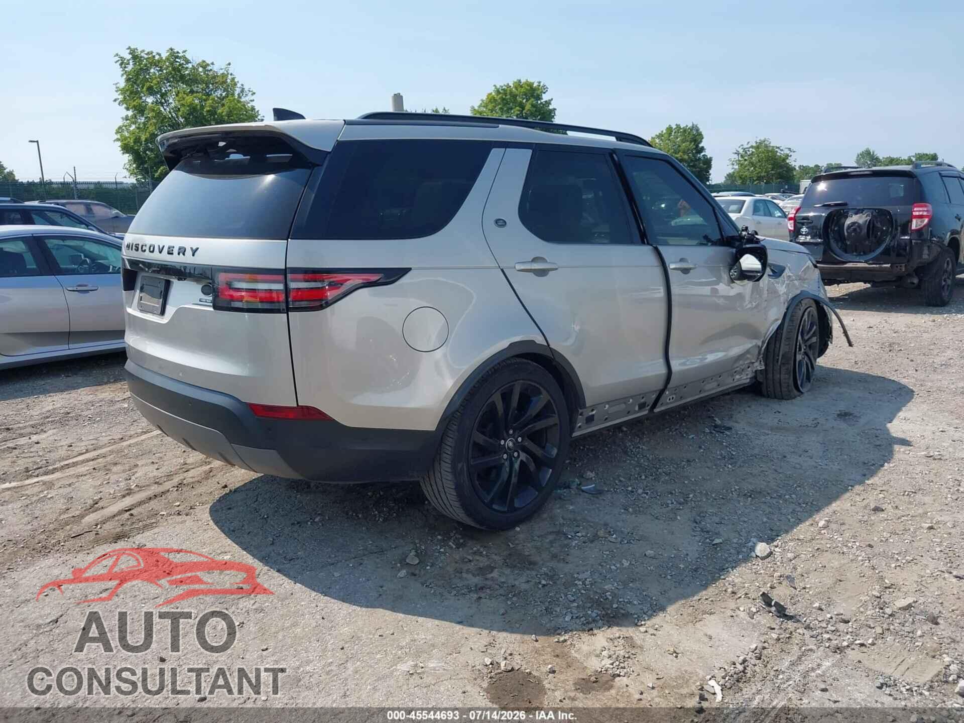 LAND ROVER DISCOVERY 2017 - SALRHBBV3HA041502