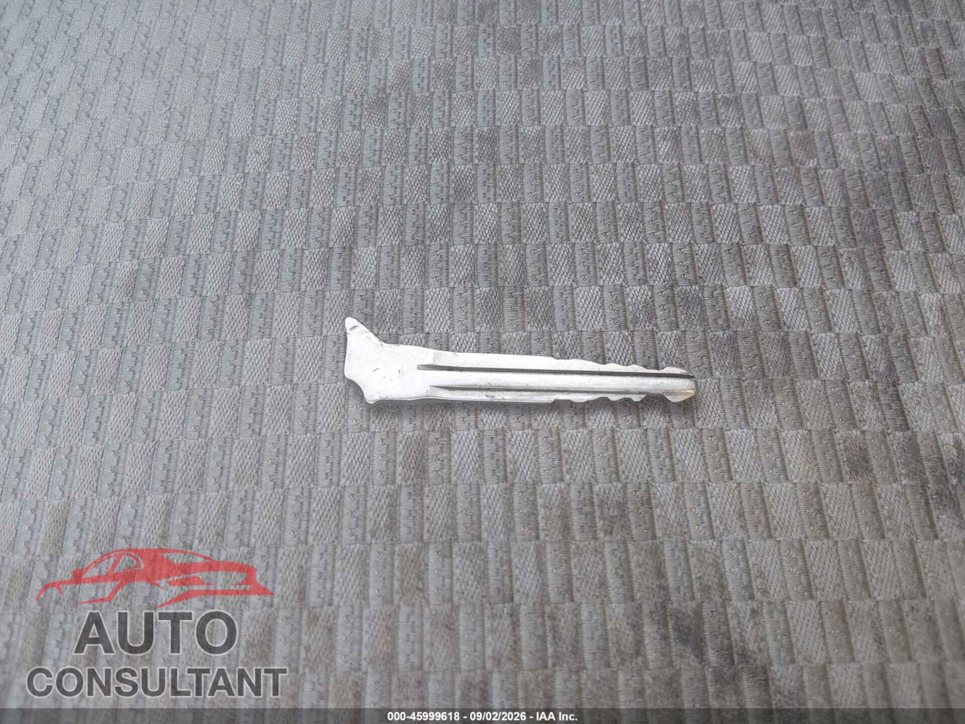 TOYOTA RAV4 2012 - JTMZF4DV3CD032425
