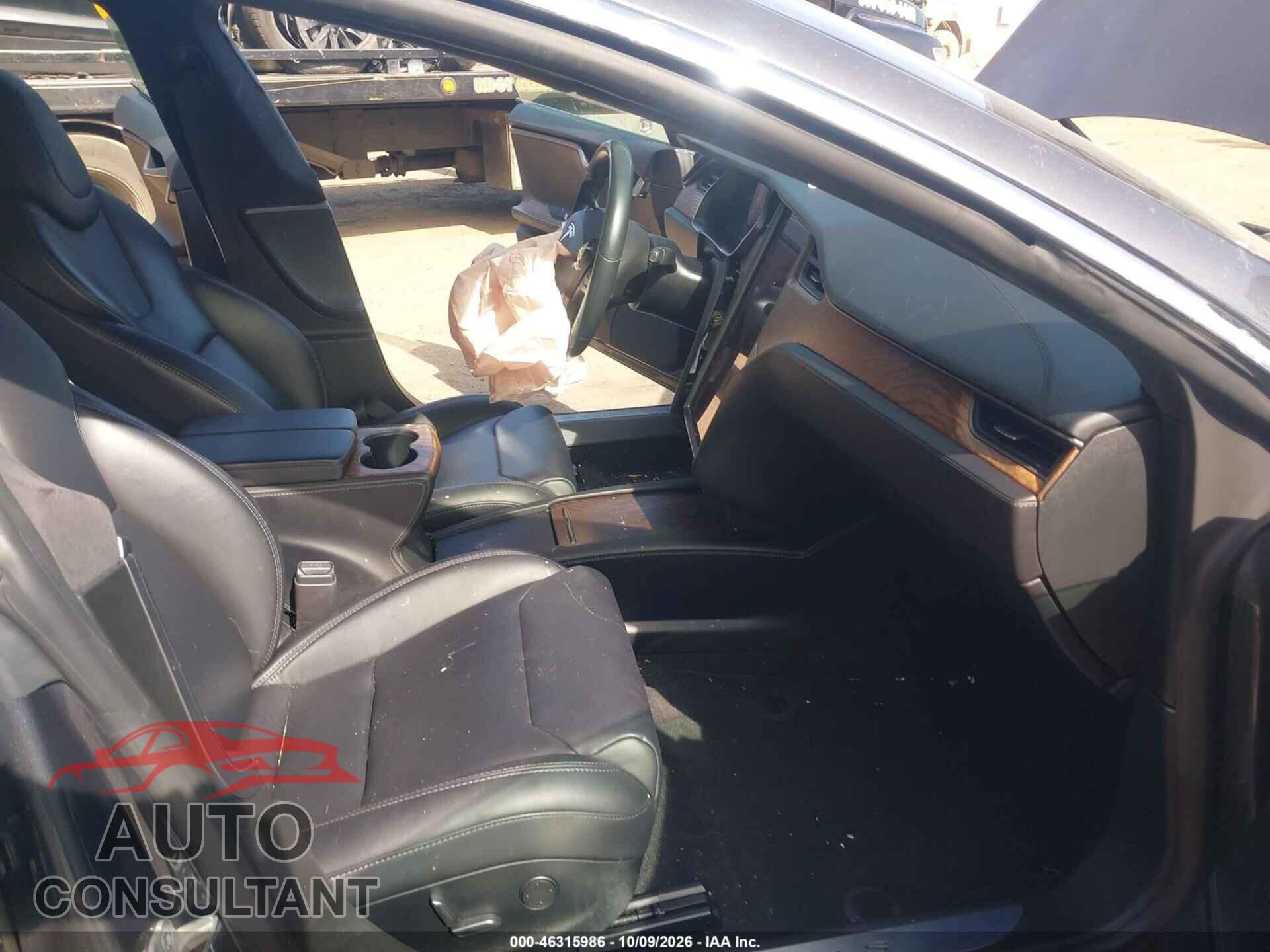 TESLA MODEL S 2018 - 5YJSA1E24JF263231