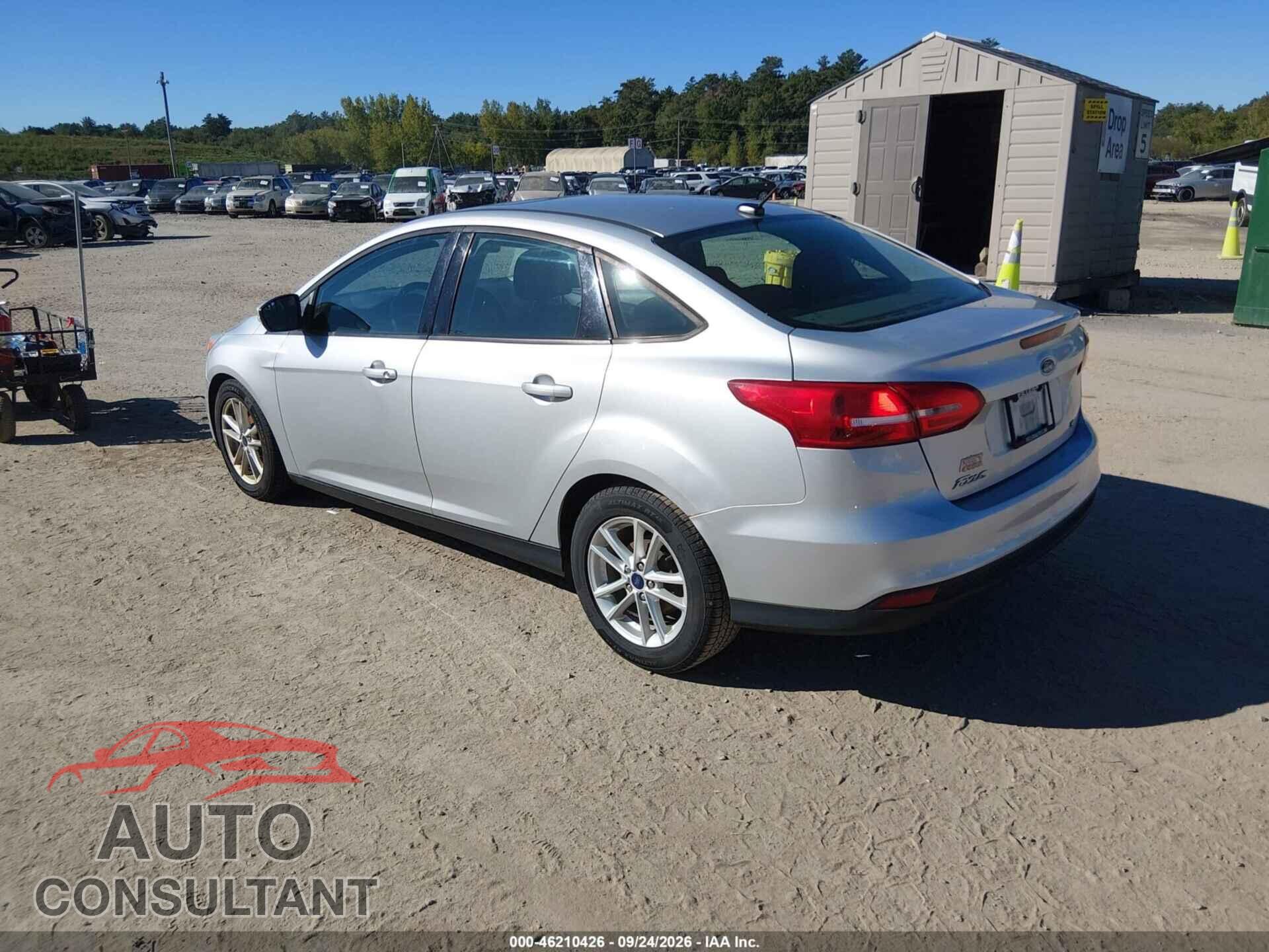 FORD FOCUS 2015 - 1FADP3F29FL316324