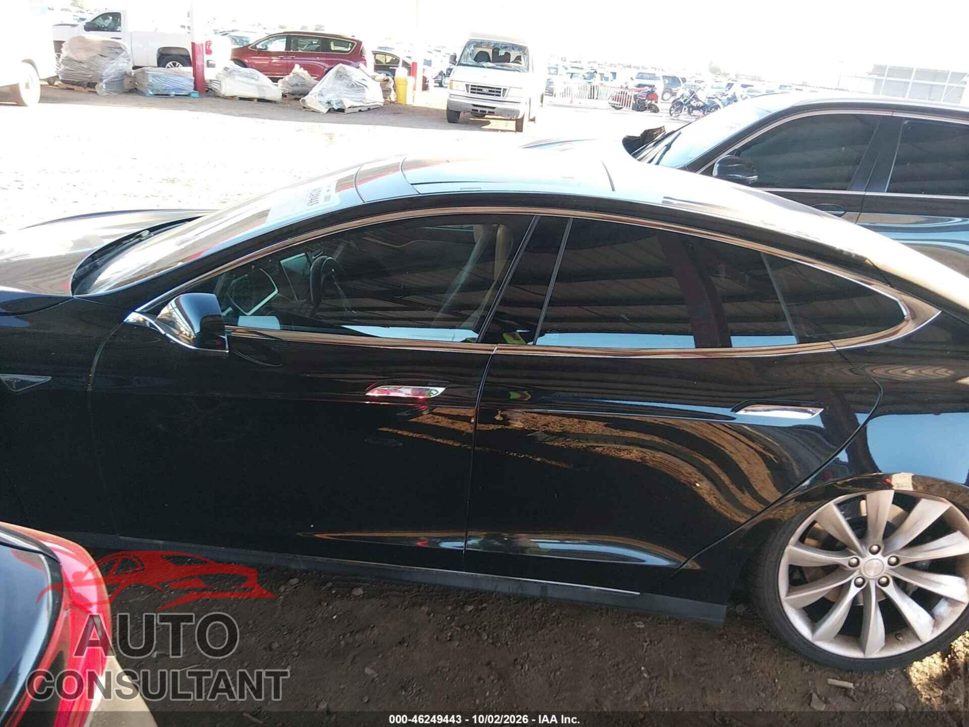 TESLA MODEL S 2013 - 5YJSA1CPXDFP21048
