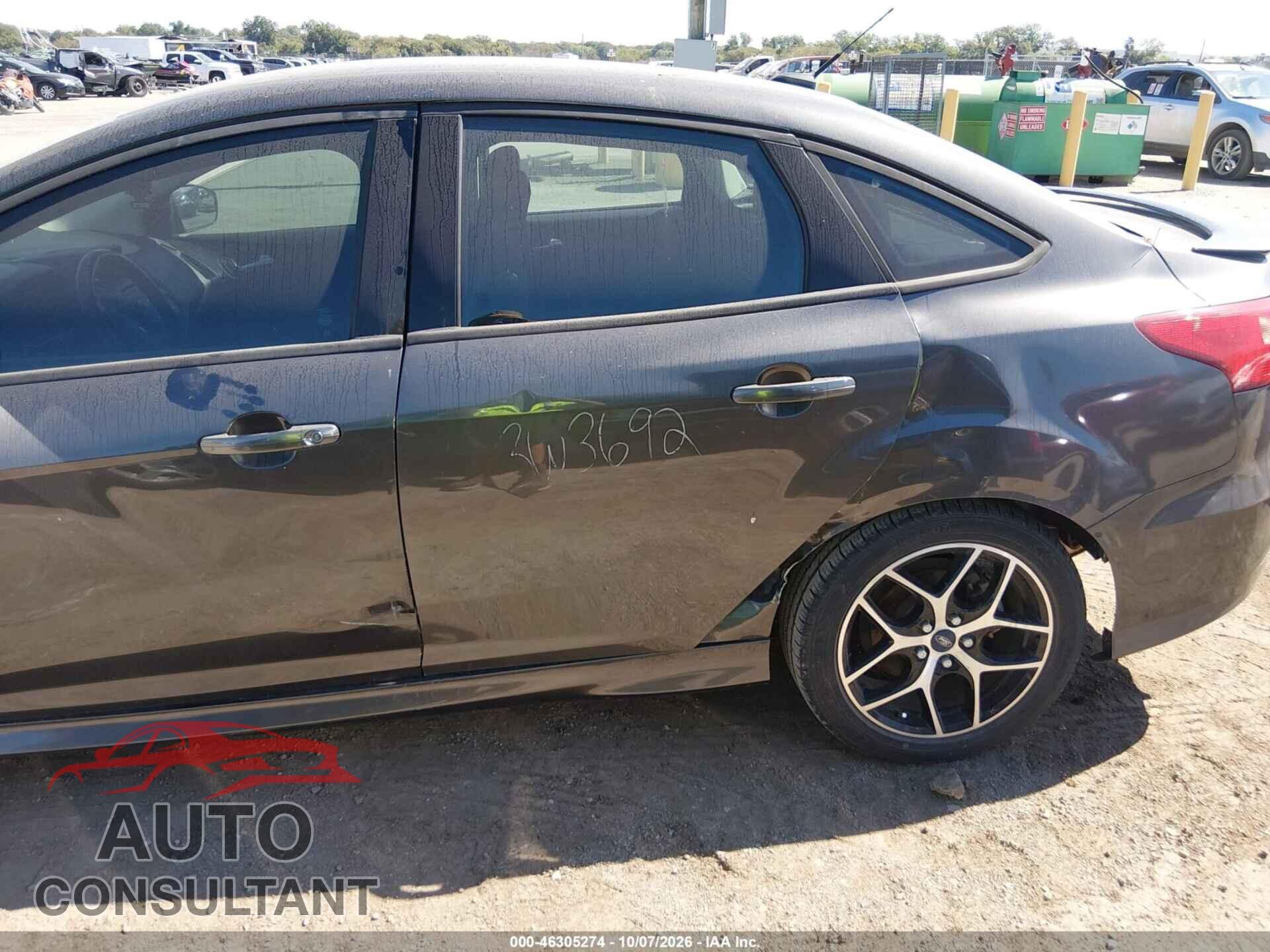 FORD FOCUS 2016 - 1FADP3F2XGL293363