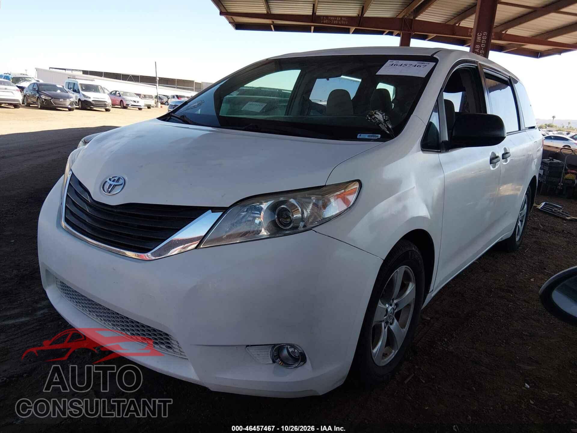 TOYOTA SIENNA 2015 - 5TDZK3DC7FS529720