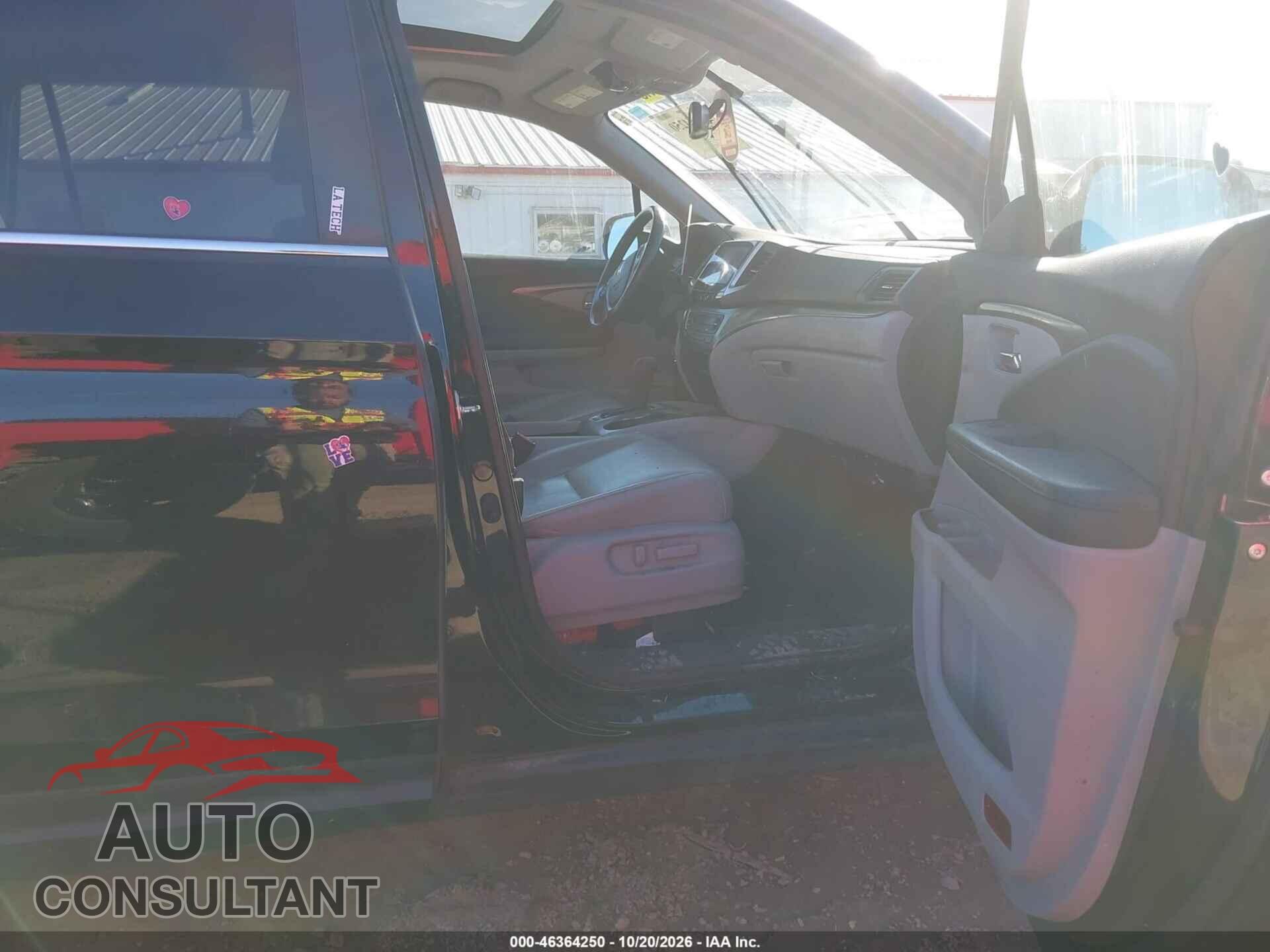 HONDA PILOT 2017 - 5FNYF6H50HB037440