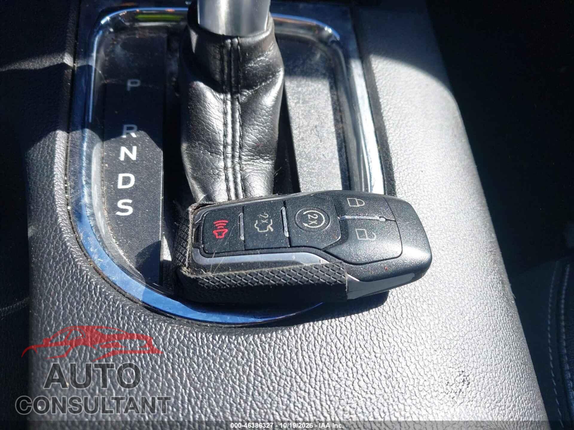 FORD MUSTANG 2016 - 1FA6P8TH4G5288775