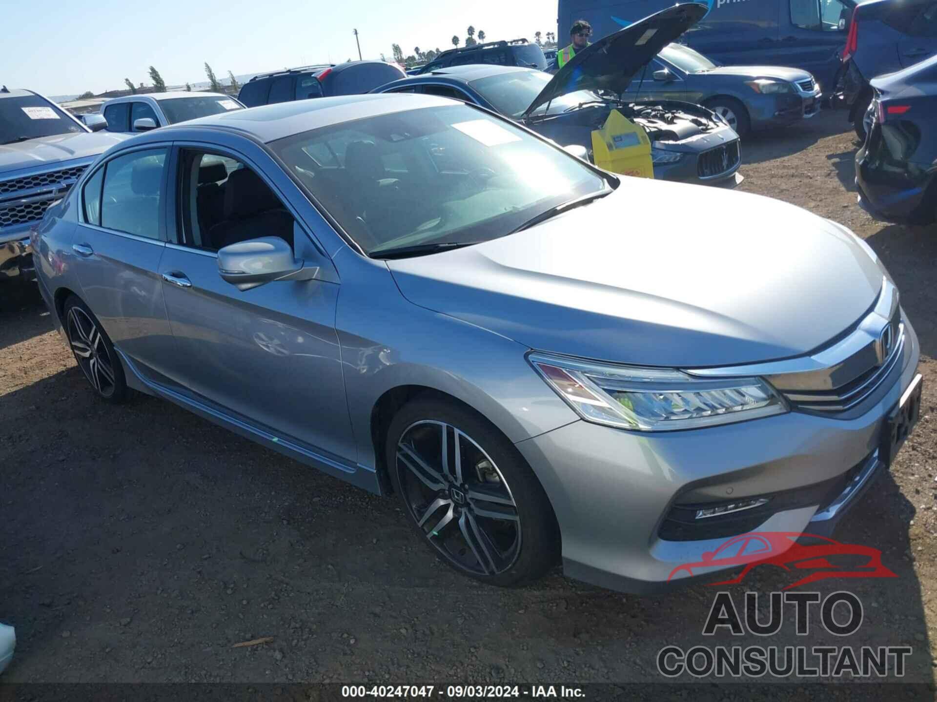 HONDA ACCORD 2017 - 1HGCR3F93HA028151