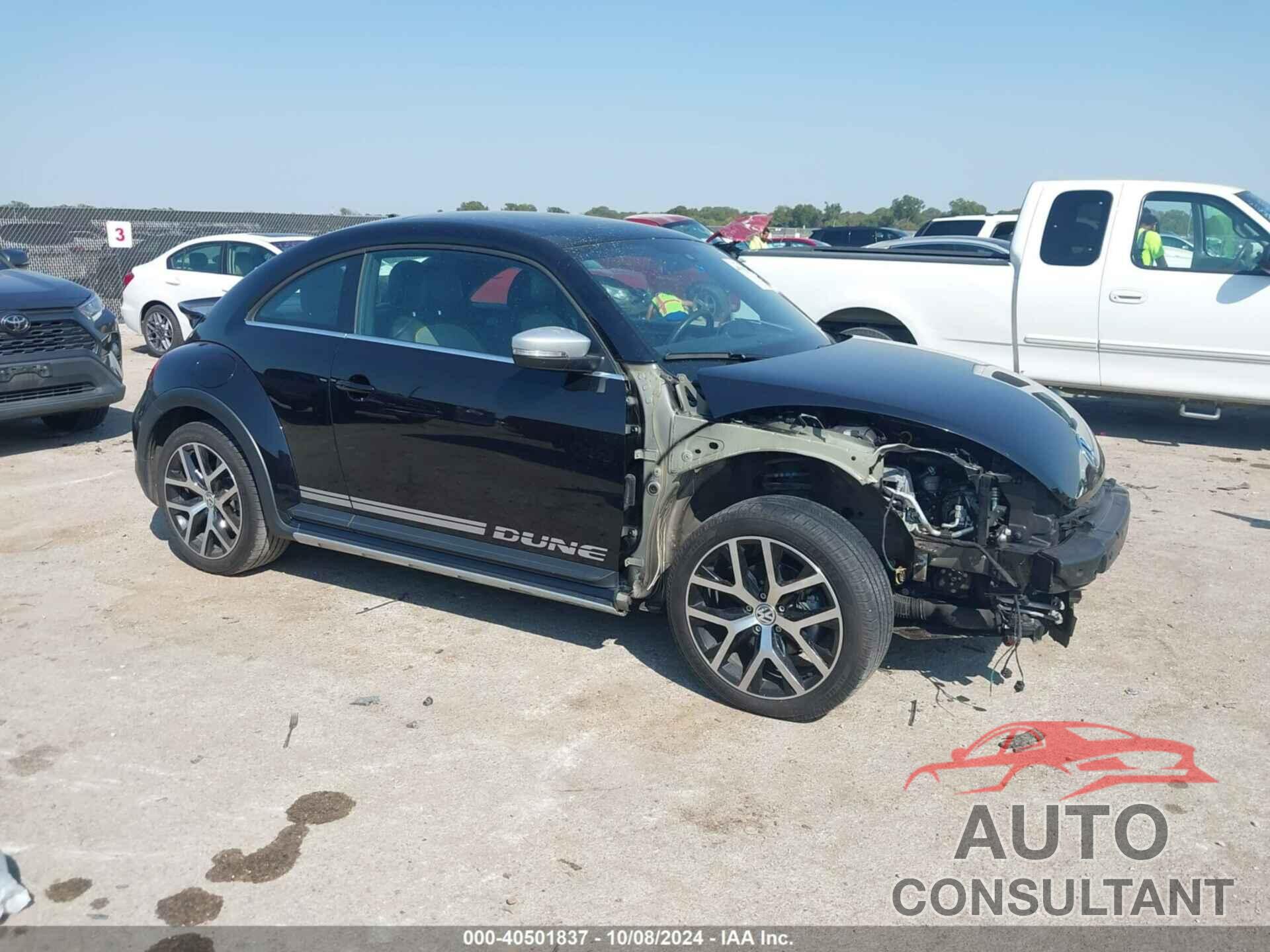 VOLKSWAGEN BEETLE 2018 - 3VWSD7AT1JM711524