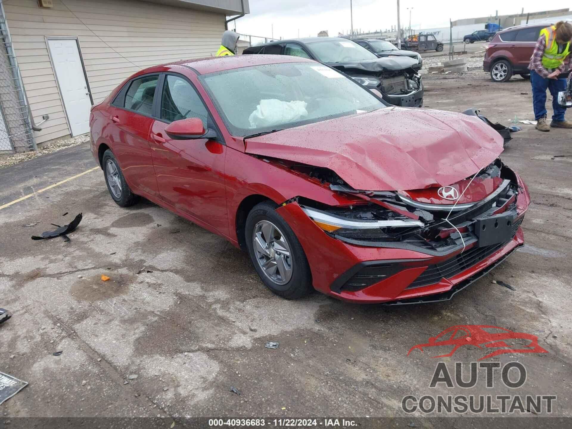 HYUNDAI ELANTRA 2024 - KMHLL4DG3RU846353