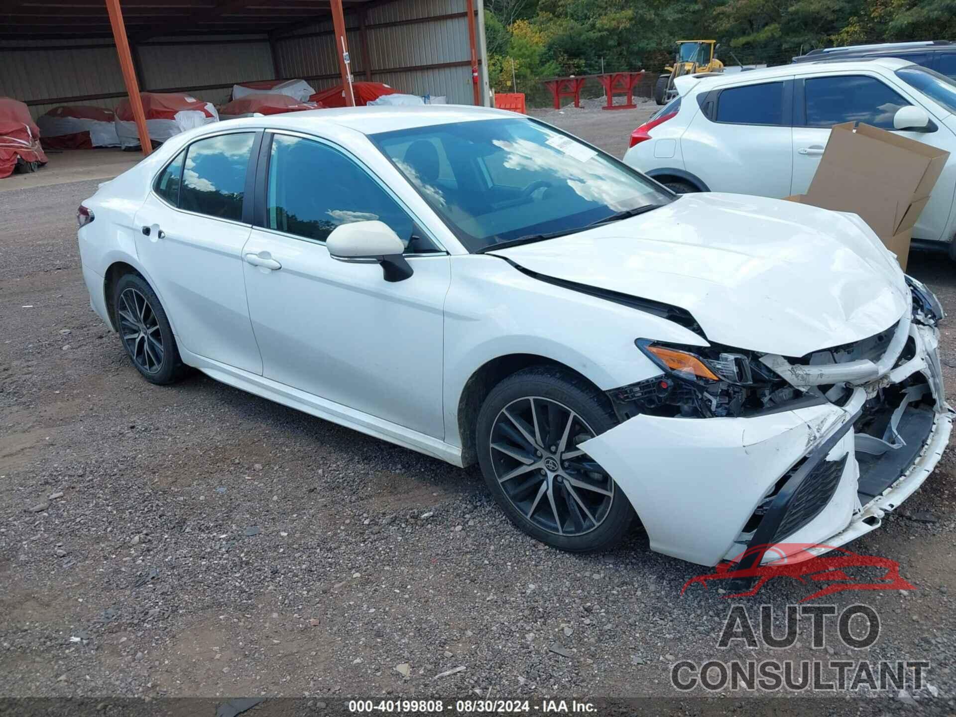 TOYOTA CAMRY 2021 - 4T1G11AK8MU616315