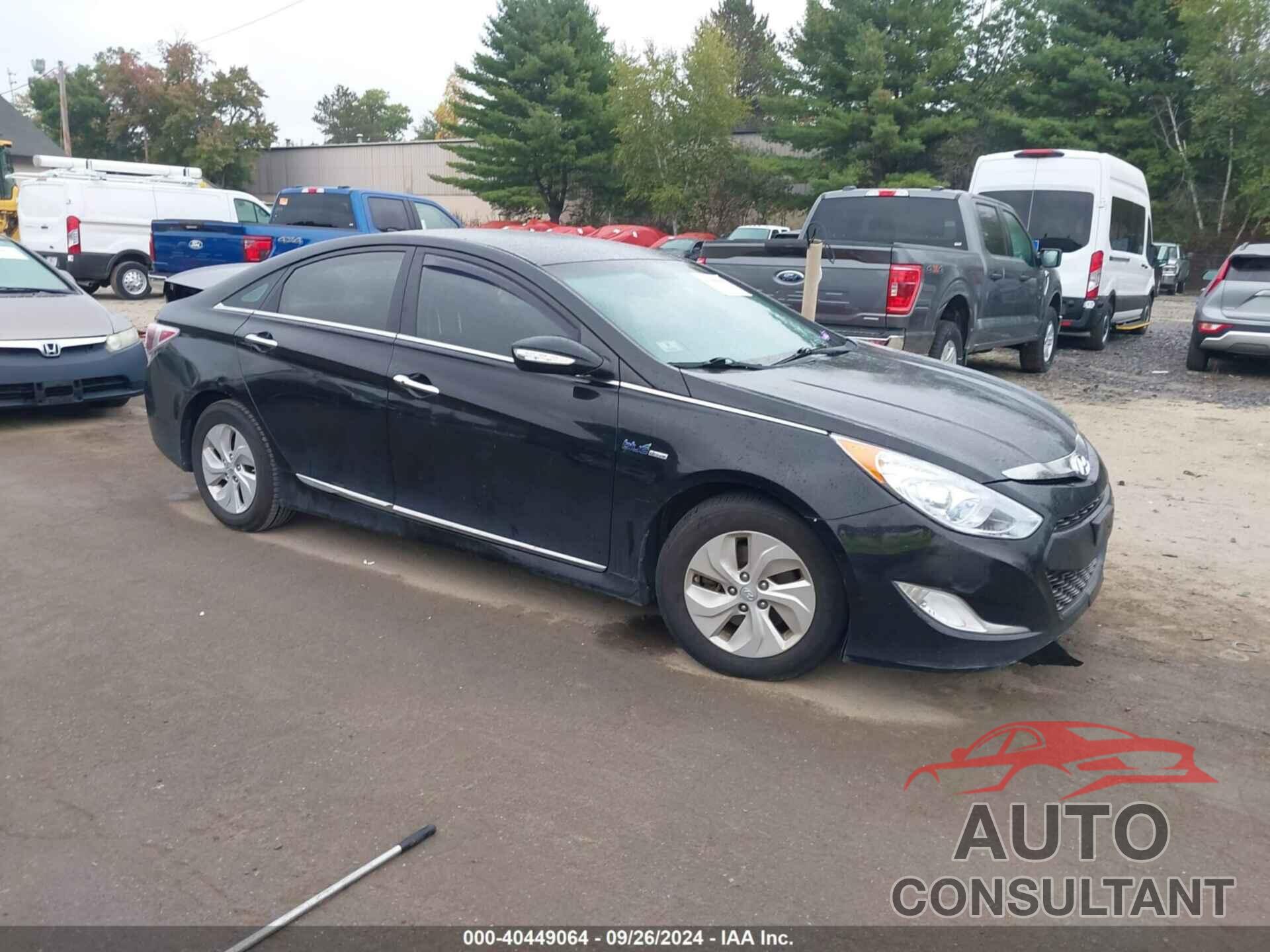 HYUNDAI SONATA HYBRID 2013 - KMHEC4A49DA085745