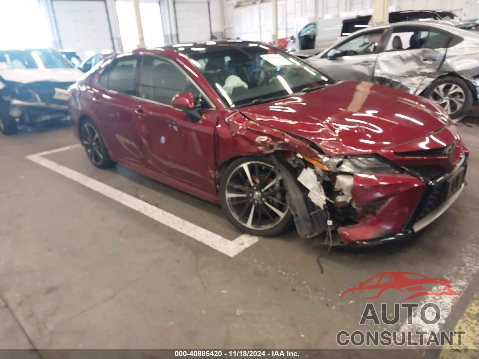 TOYOTA CAMRY 2018 - 4T1B61HK8JU505762