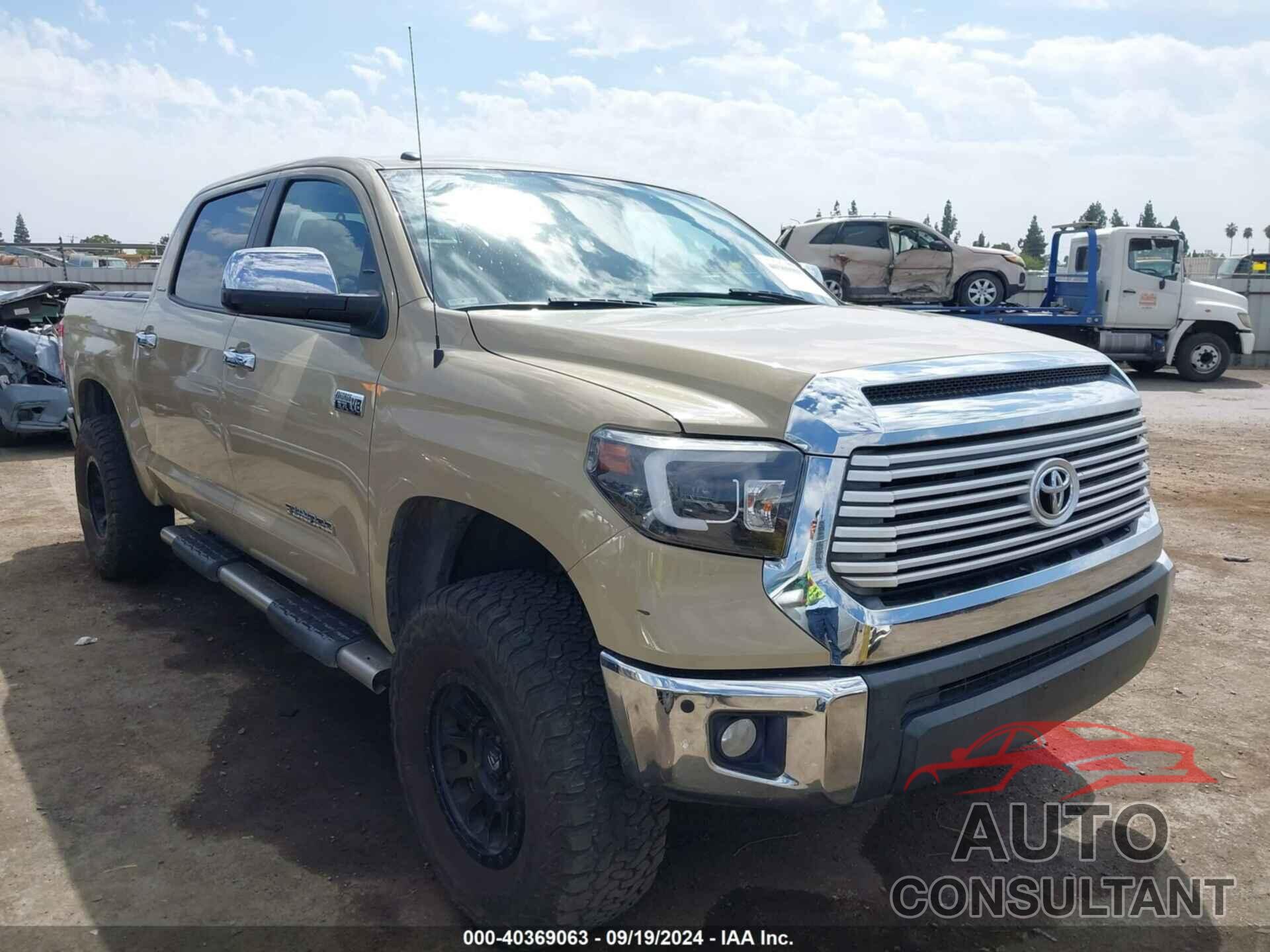 TOYOTA TUNDRA 2017 - 5TFFY5F17HX215247