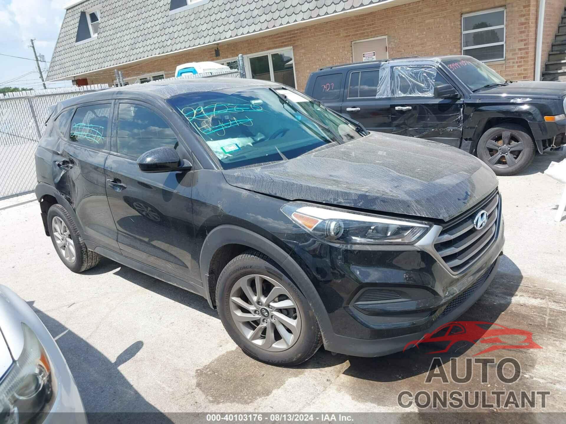 HYUNDAI TUCSON 2018 - KM8J23A48JU817238