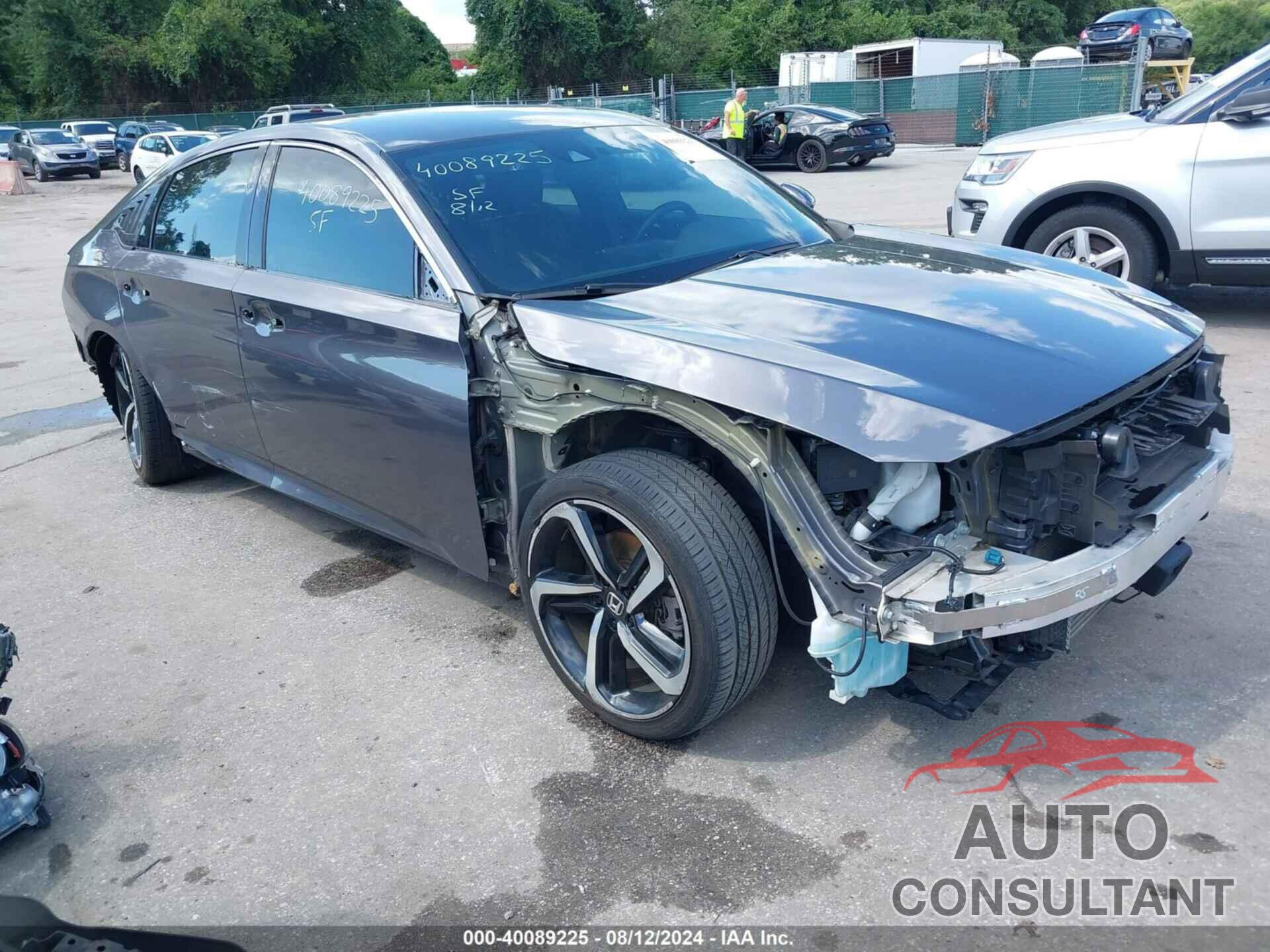 HONDA ACCORD 2018 - 1HGCV1F32JA157838