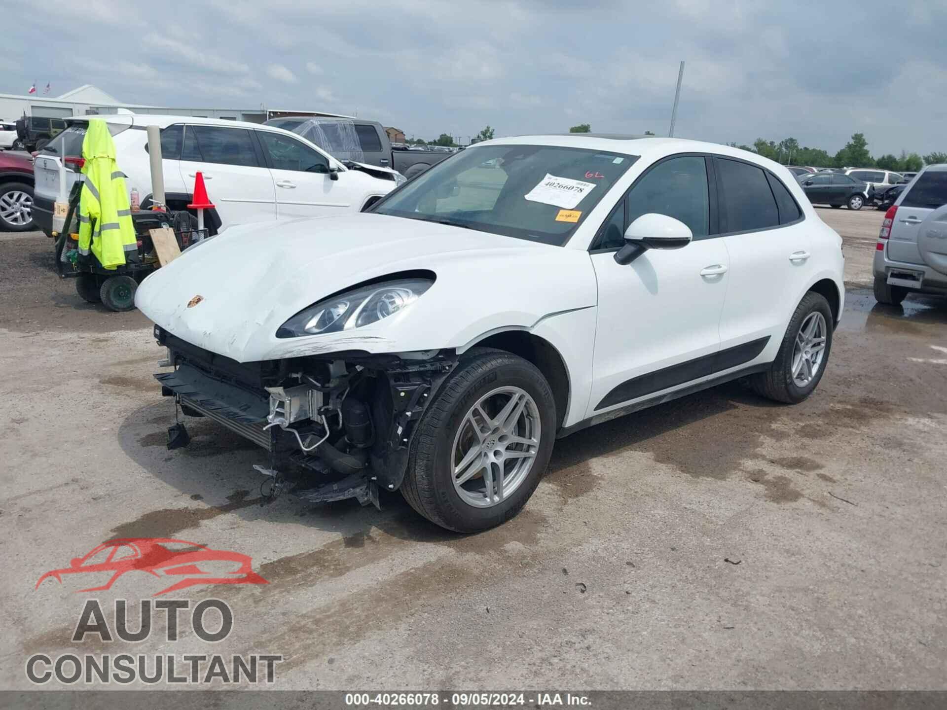PORSCHE MACAN 2017 - WP1AA2A59HLB07015