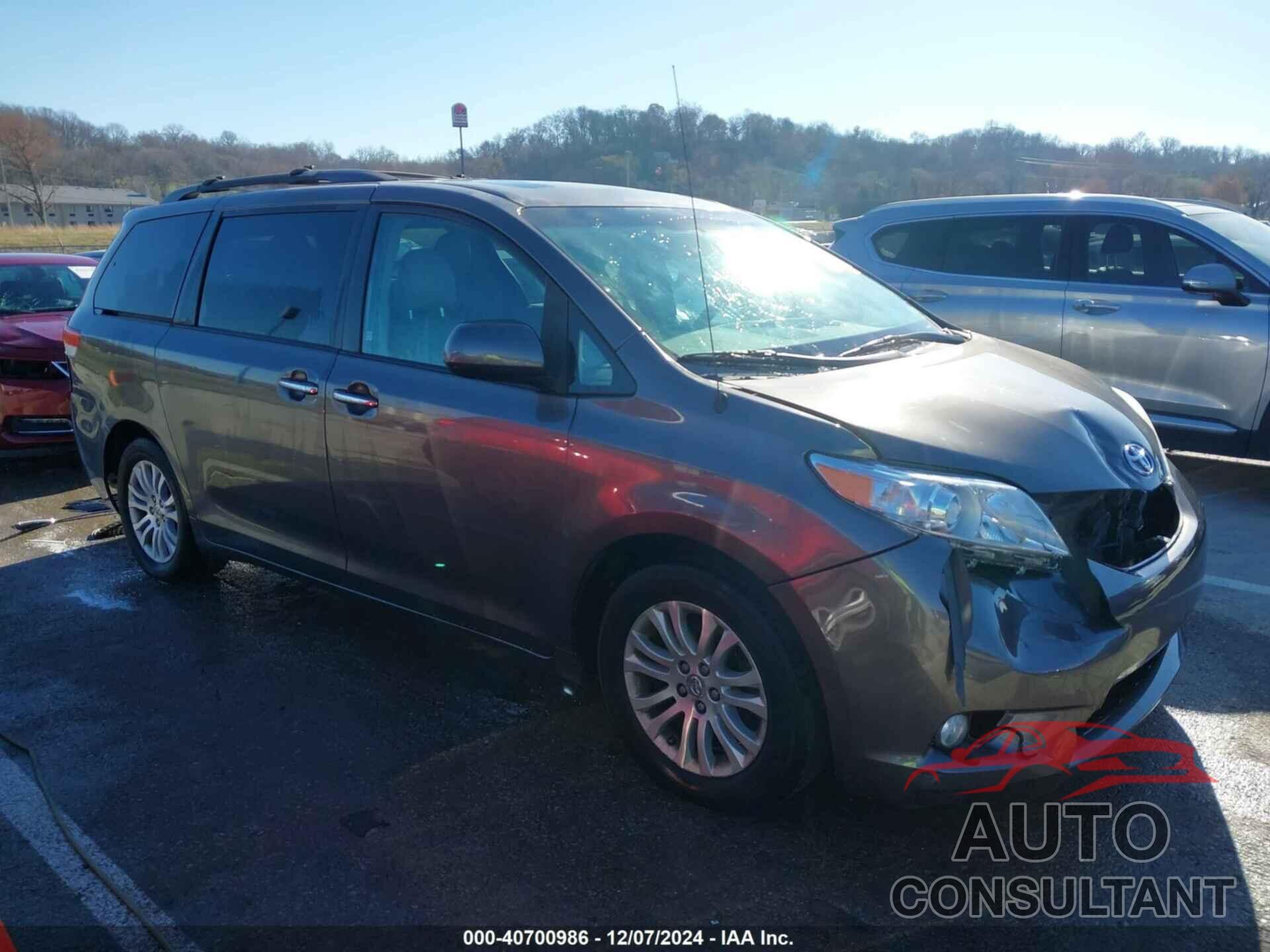 TOYOTA SIENNA 2013 - 5TDYK3DCXDS356865