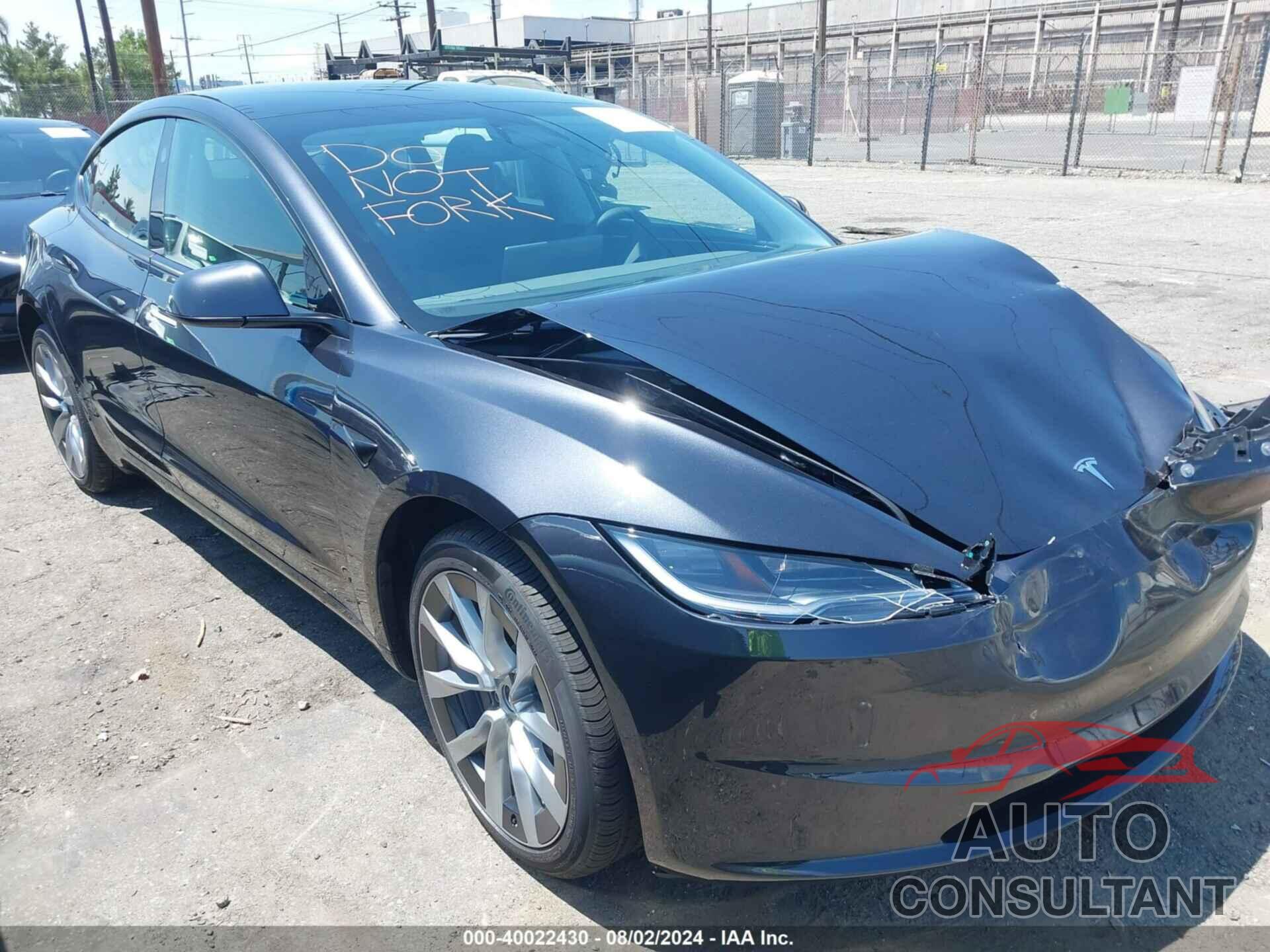 TESLA MODEL 3 2024 - 5YJ3E1EB9RF768752