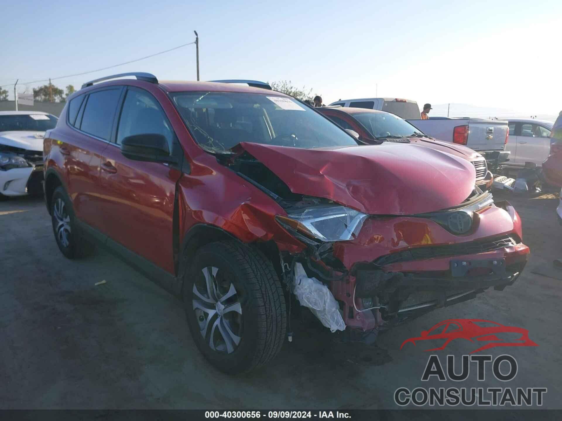 TOYOTA RAV4 2016 - JTMBFREV2GJ096900