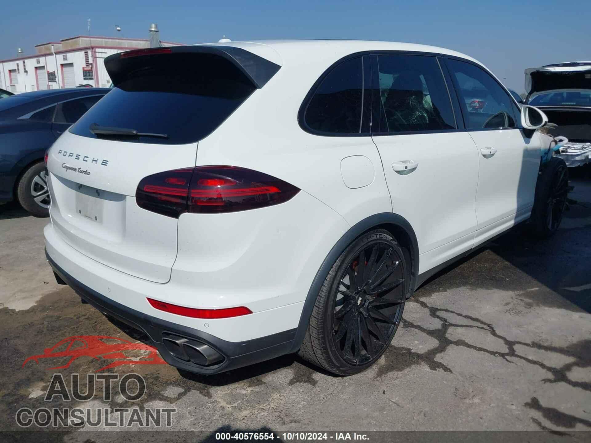 PORSCHE CAYENNE 2016 - WP1AC2A28GLA88150