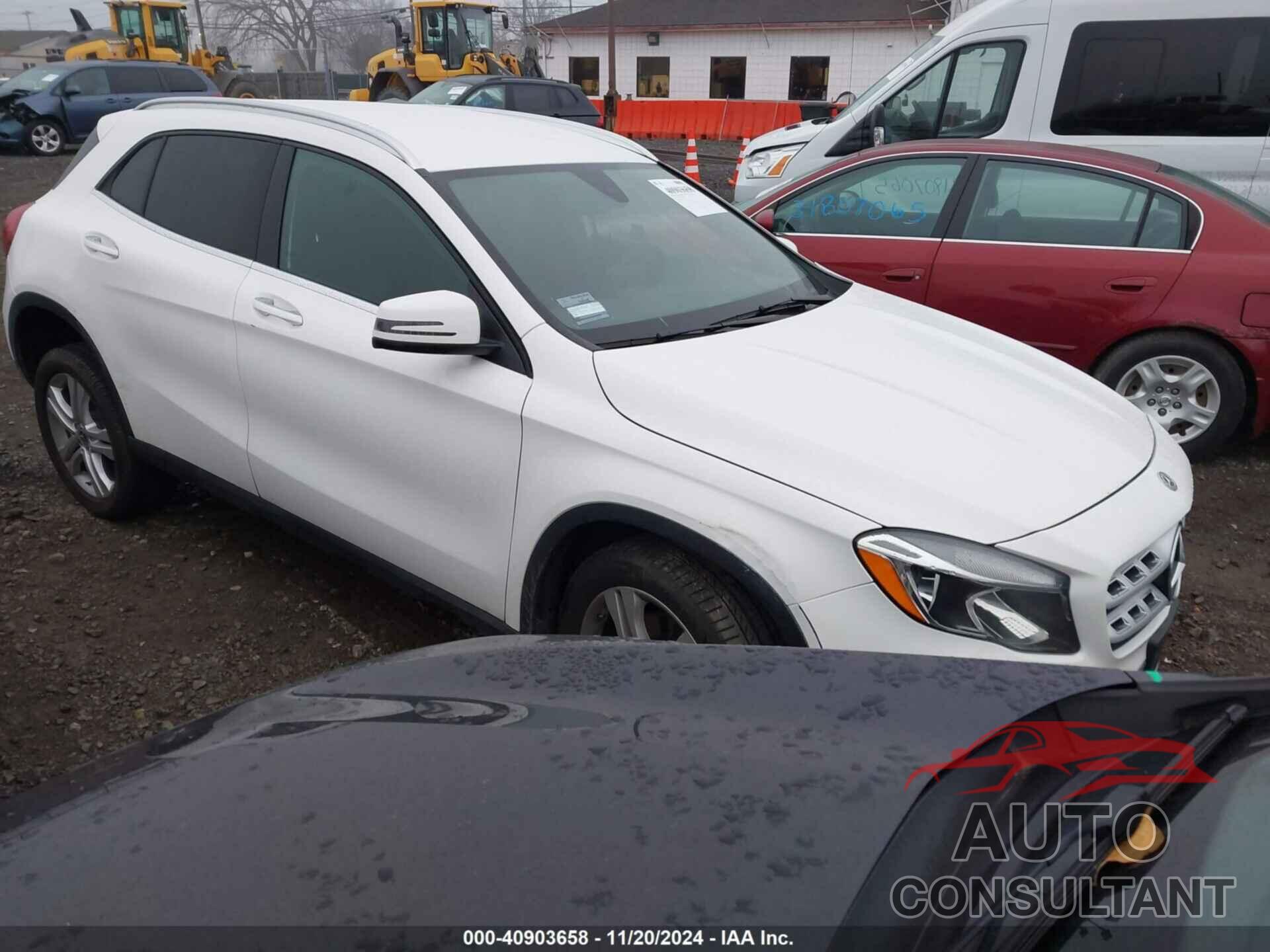 MERCEDES-BENZ GLA 250 2019 - WDCTG4GB6KU014367